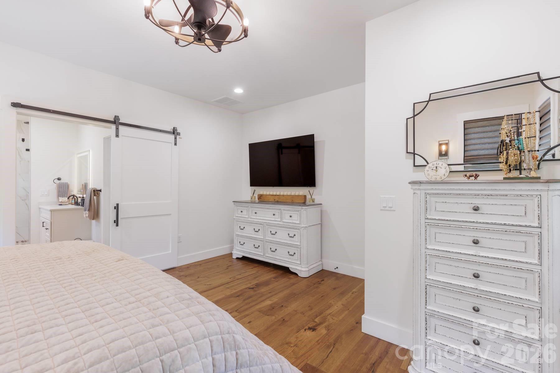 273 Alarka Point — Bryson City