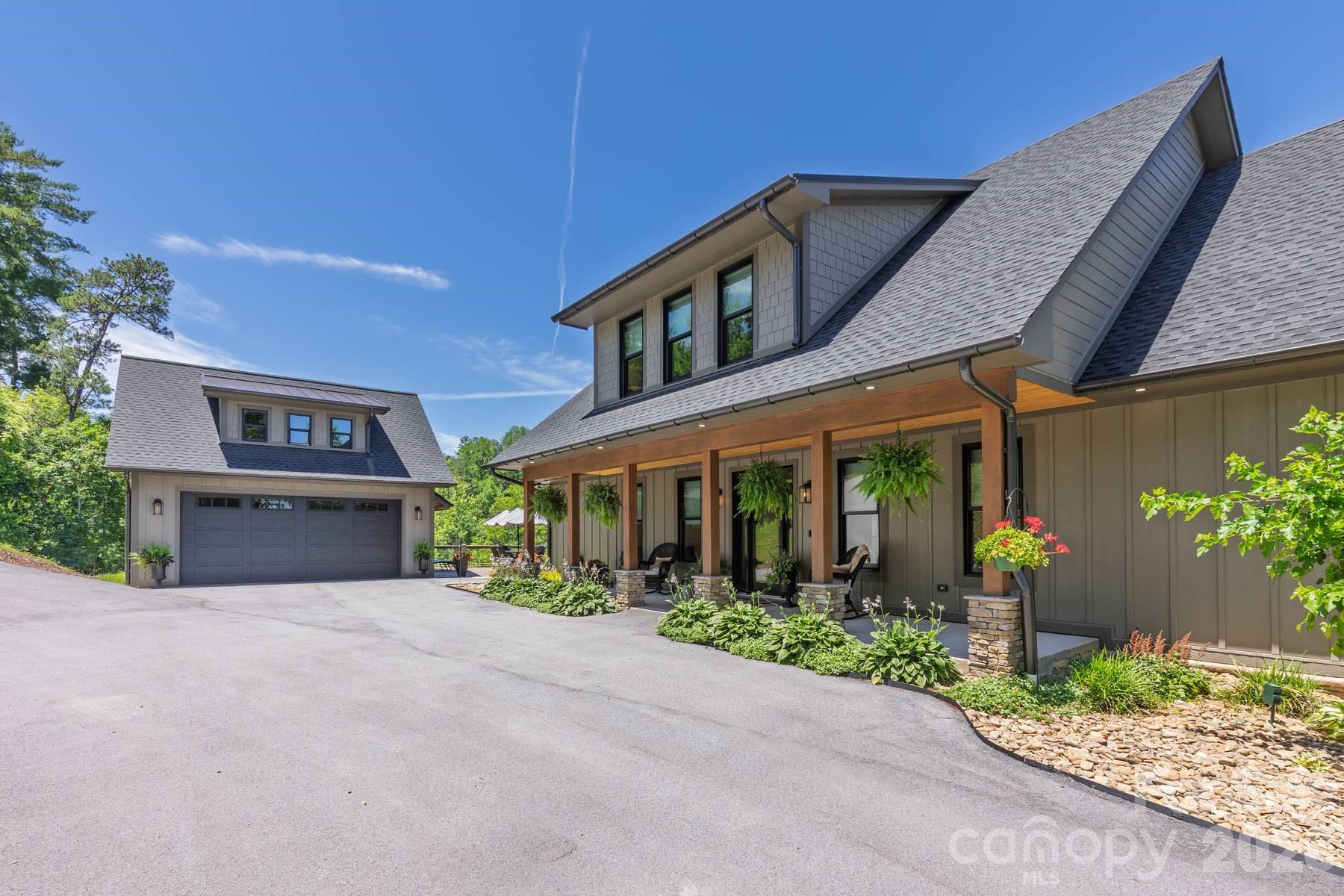 273 Alarka Point — Bryson City