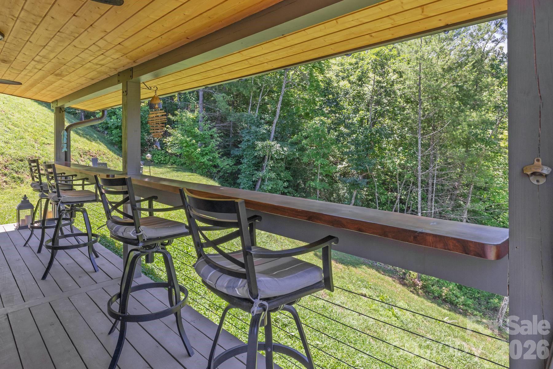 273 Alarka Point — Bryson City