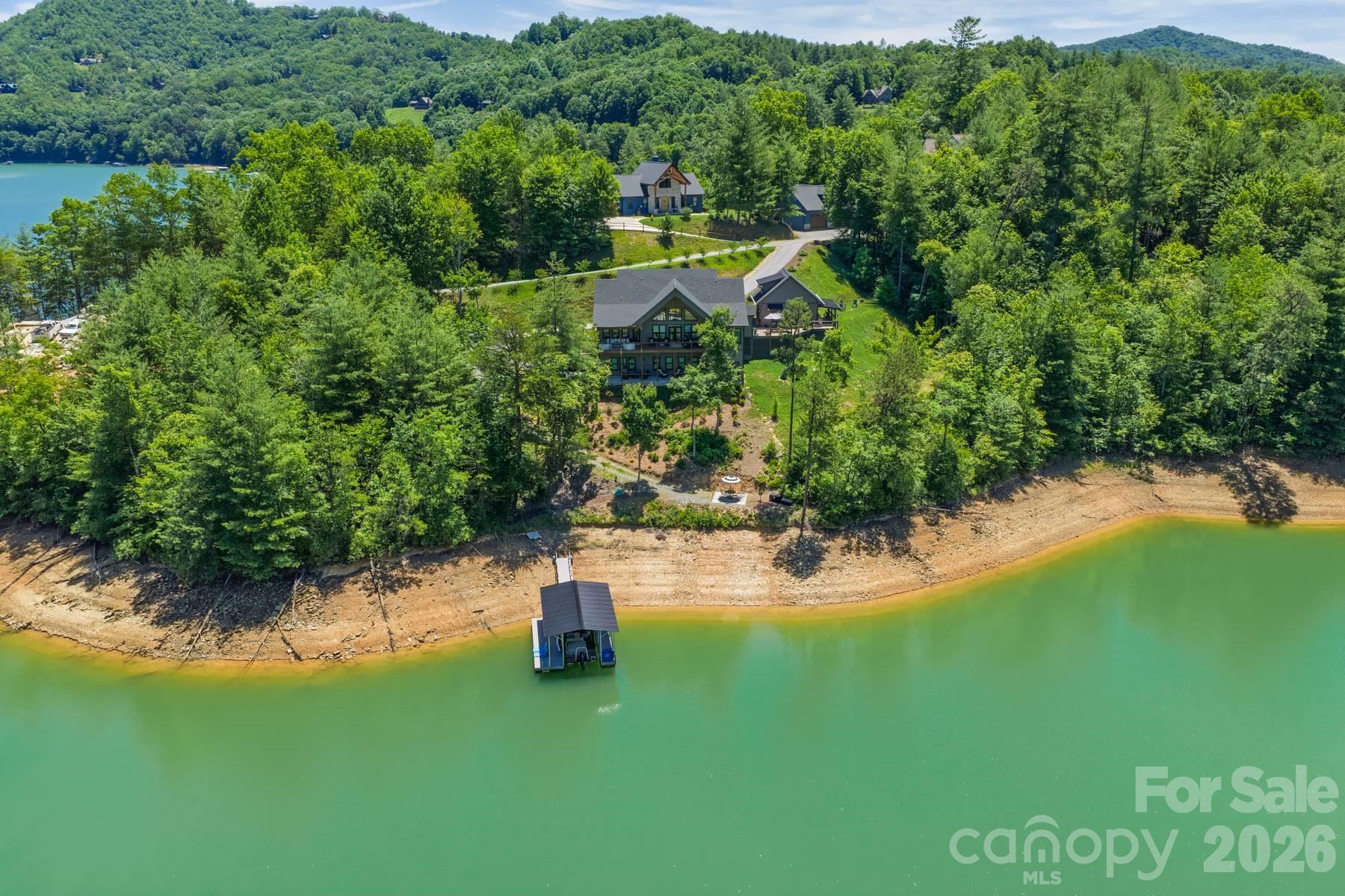 273 Alarka Point — Bryson City