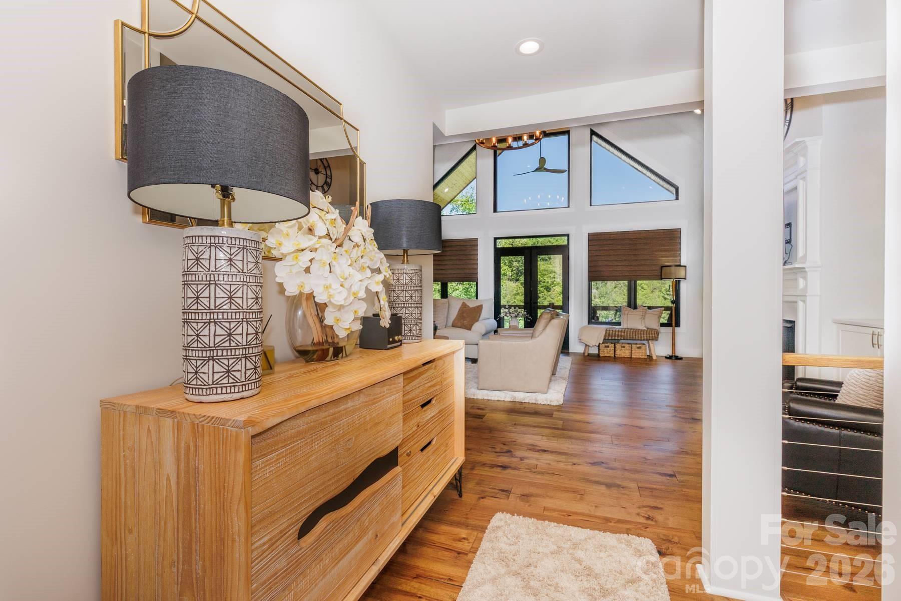 273 Alarka Point — Bryson City
