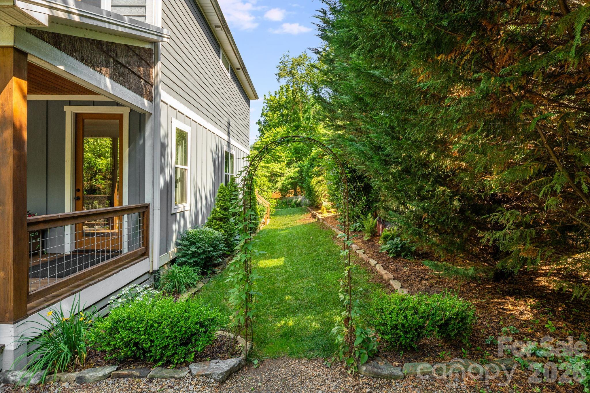 76 Louisiana Avenue — Asheville