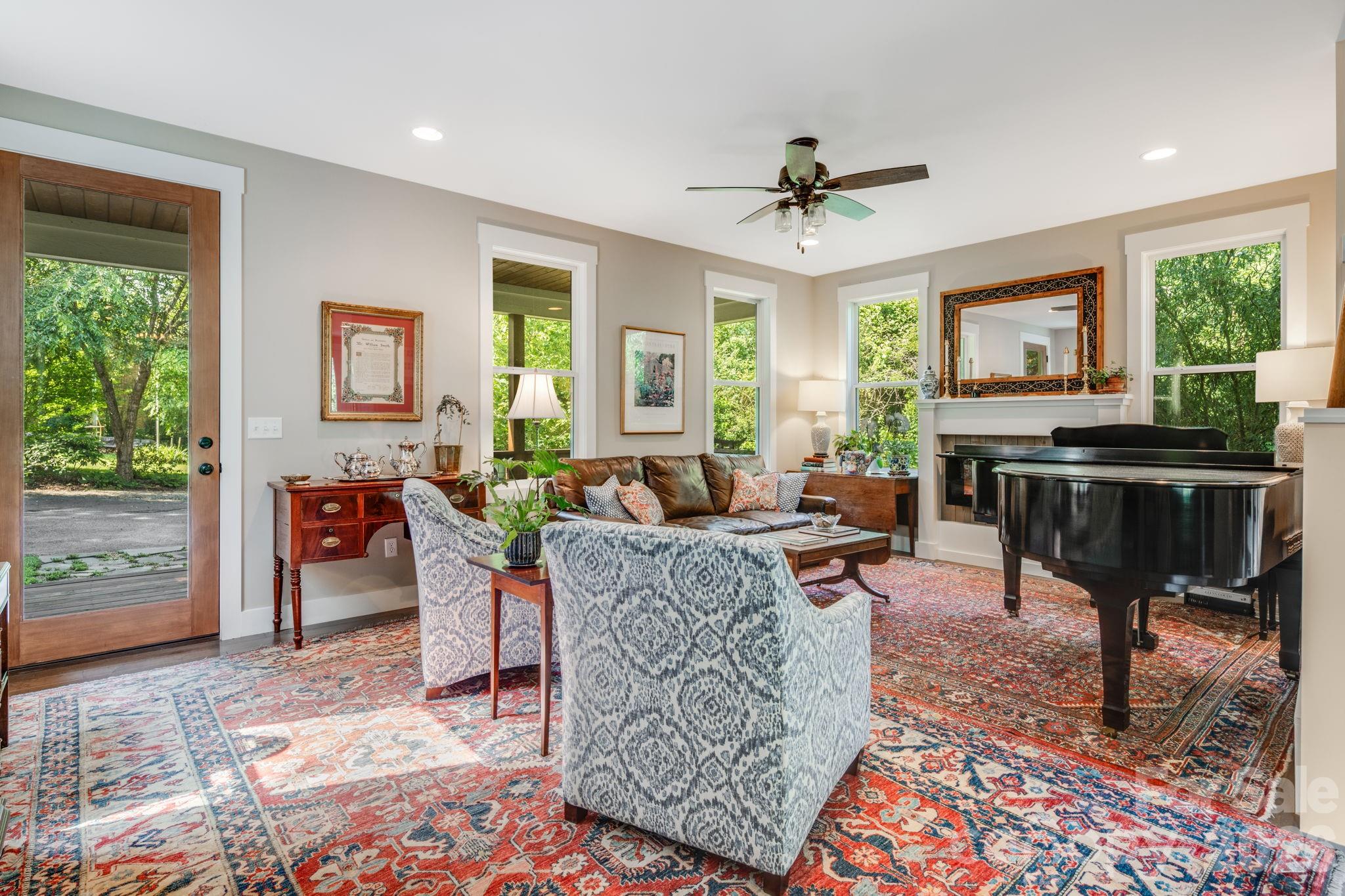 76 Louisiana Avenue — Asheville
