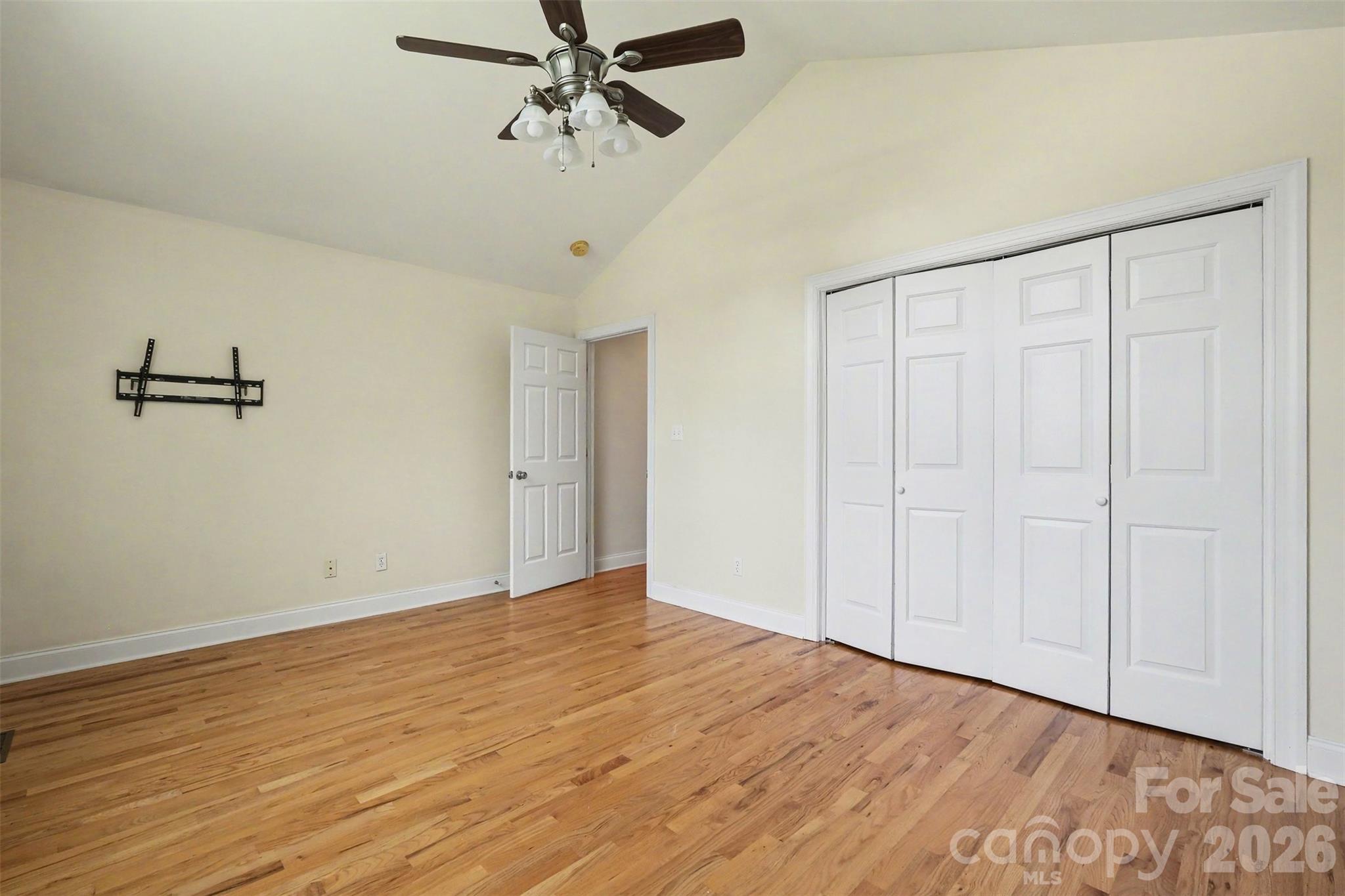 1436 20th Avenue Place NE — Hickory