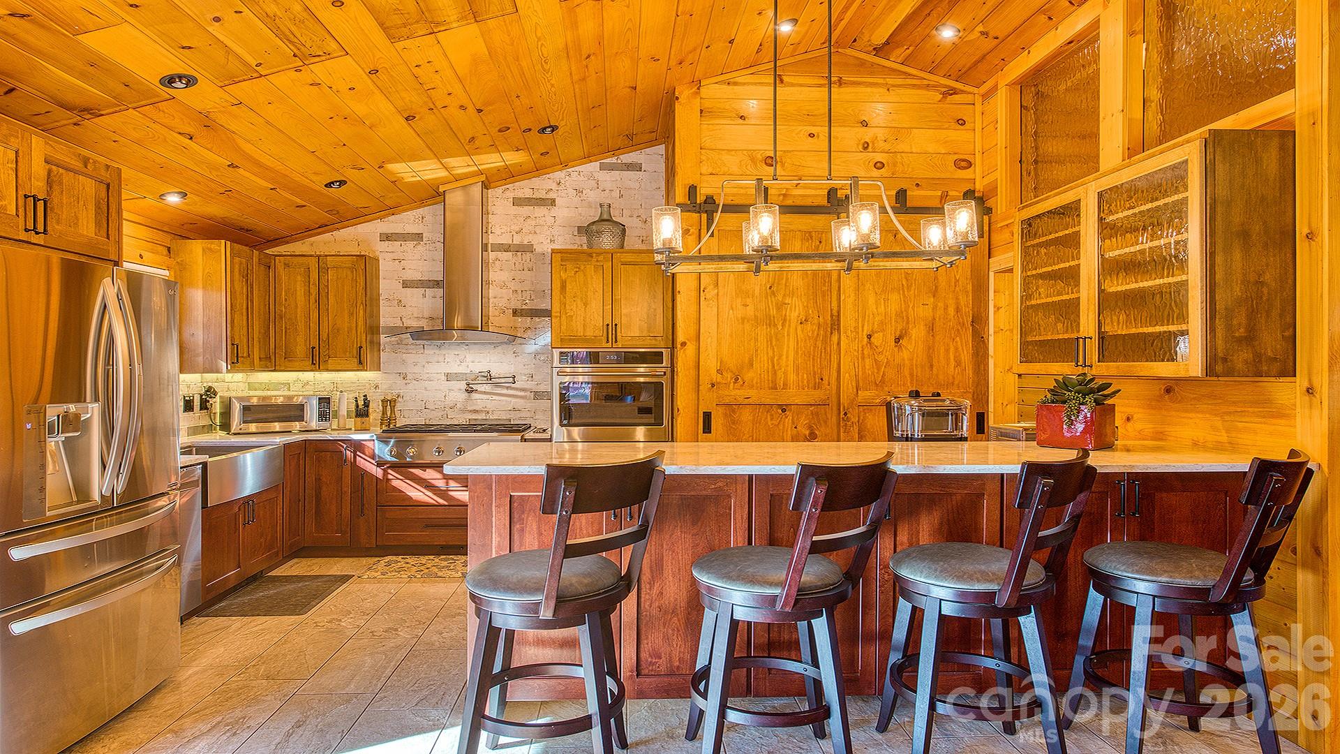 41 Nanny Patch Cove — Maggie Valley
