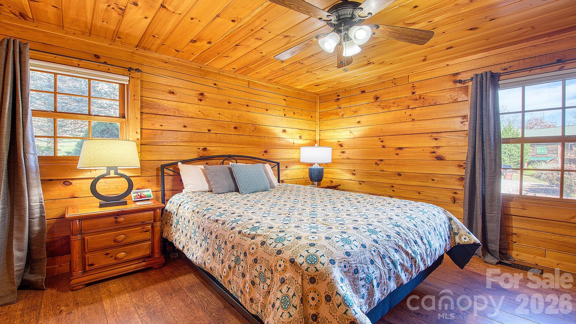 41 Nanny Patch Cove — Maggie Valley