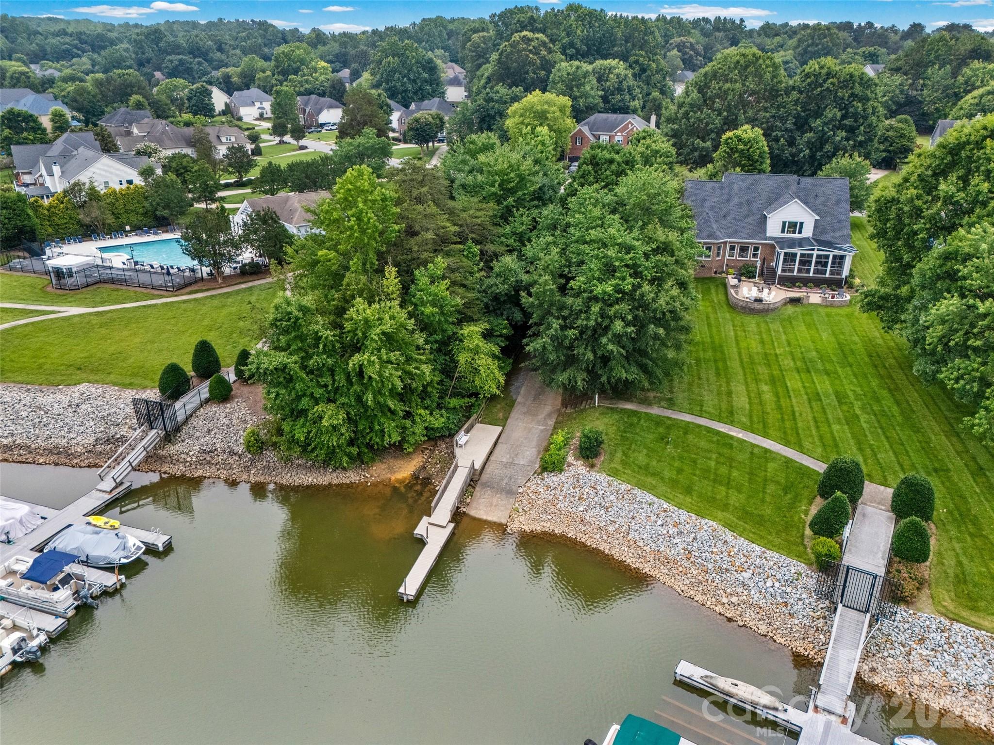 171 Longboat Road — Mooresville