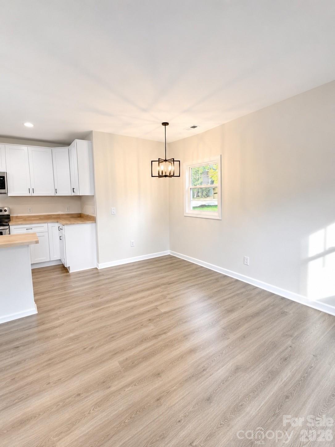 302 White Street — Cherryville