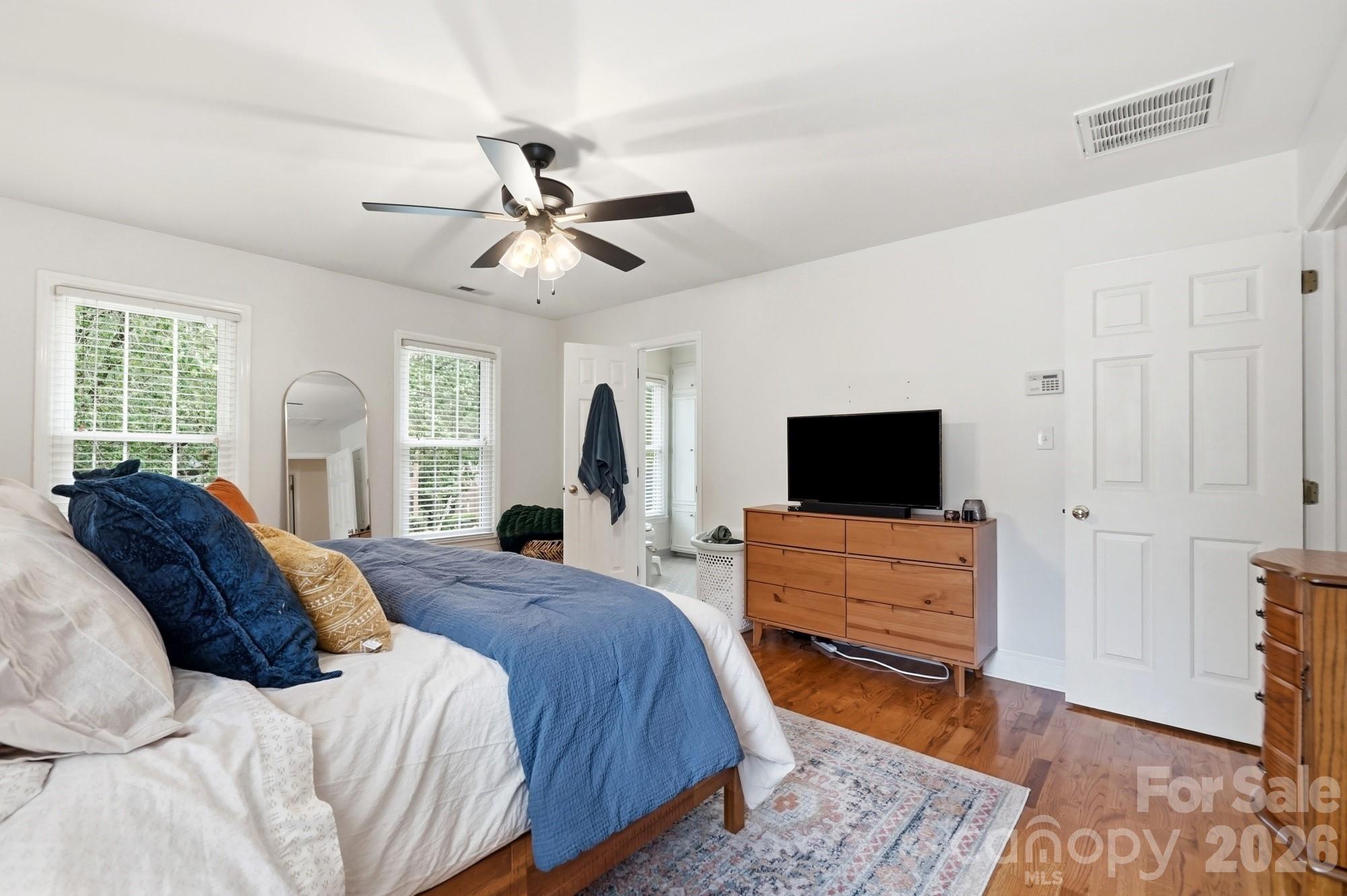10129 Hanover Glen Road — Charlotte