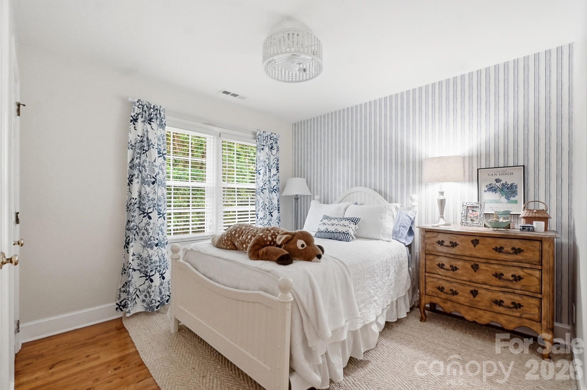10129 Hanover Glen Road — Charlotte
