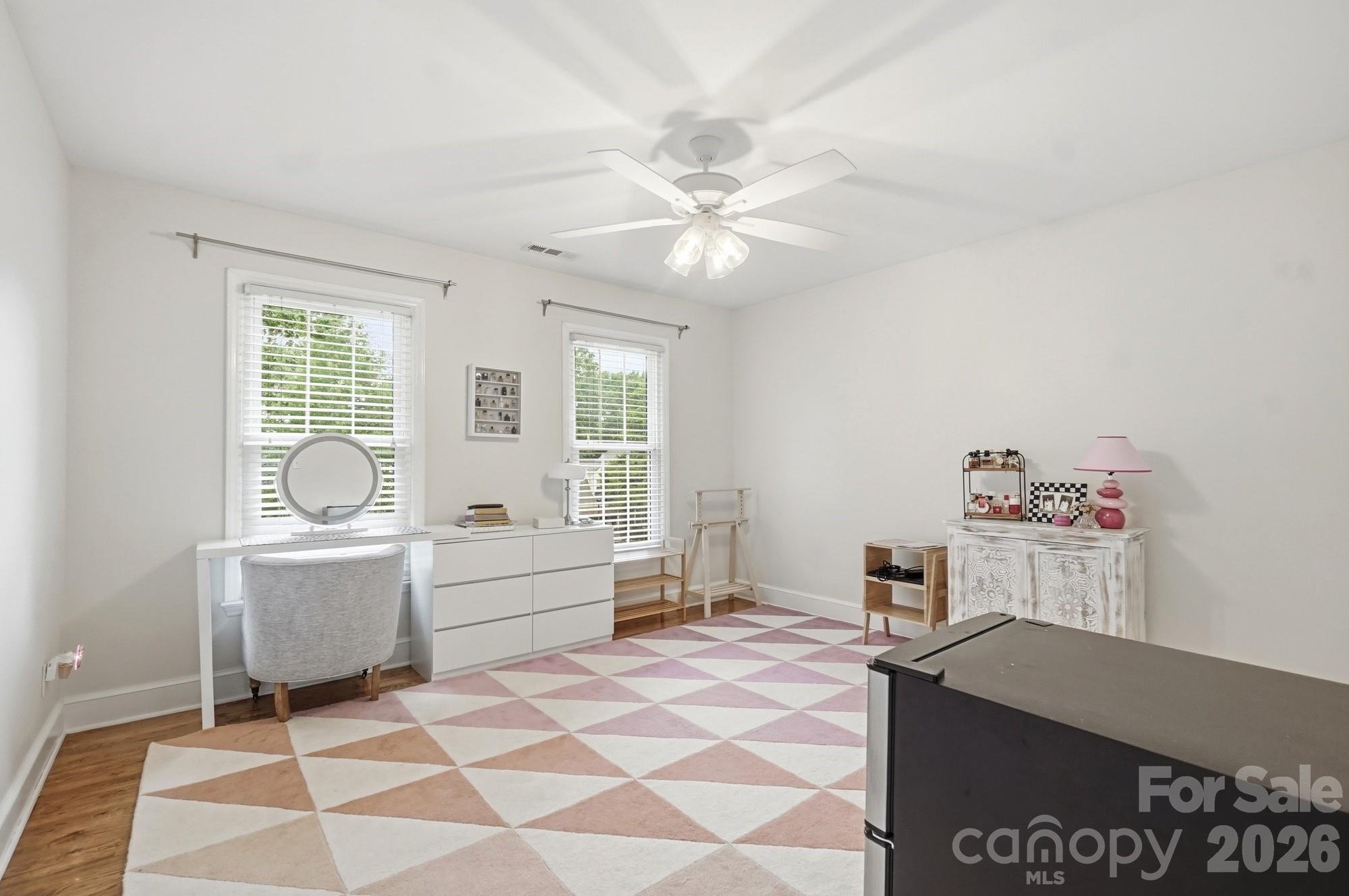 10129 Hanover Glen Road — Charlotte