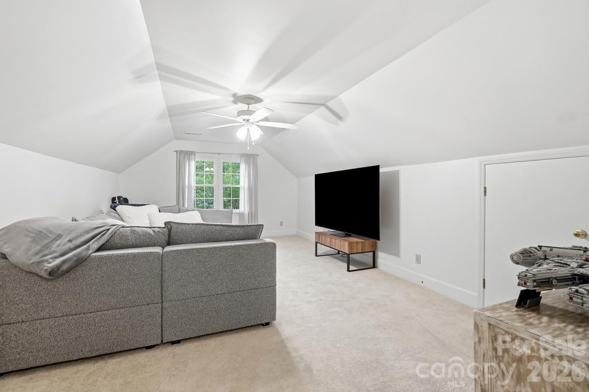 10129 Hanover Glen Road — Charlotte