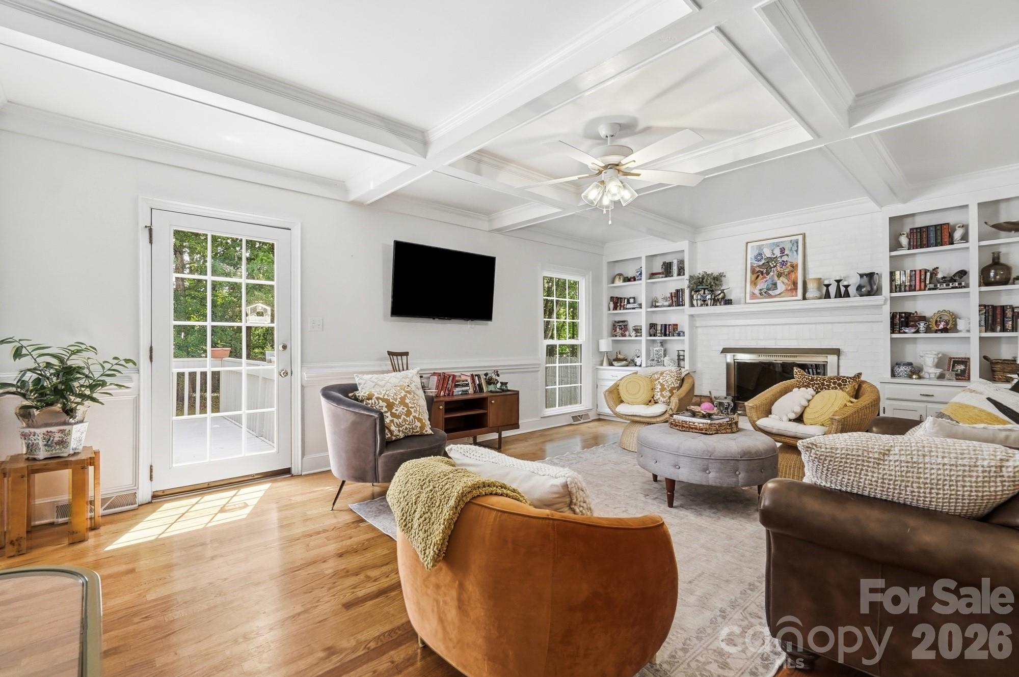 10129 Hanover Glen Road — Charlotte