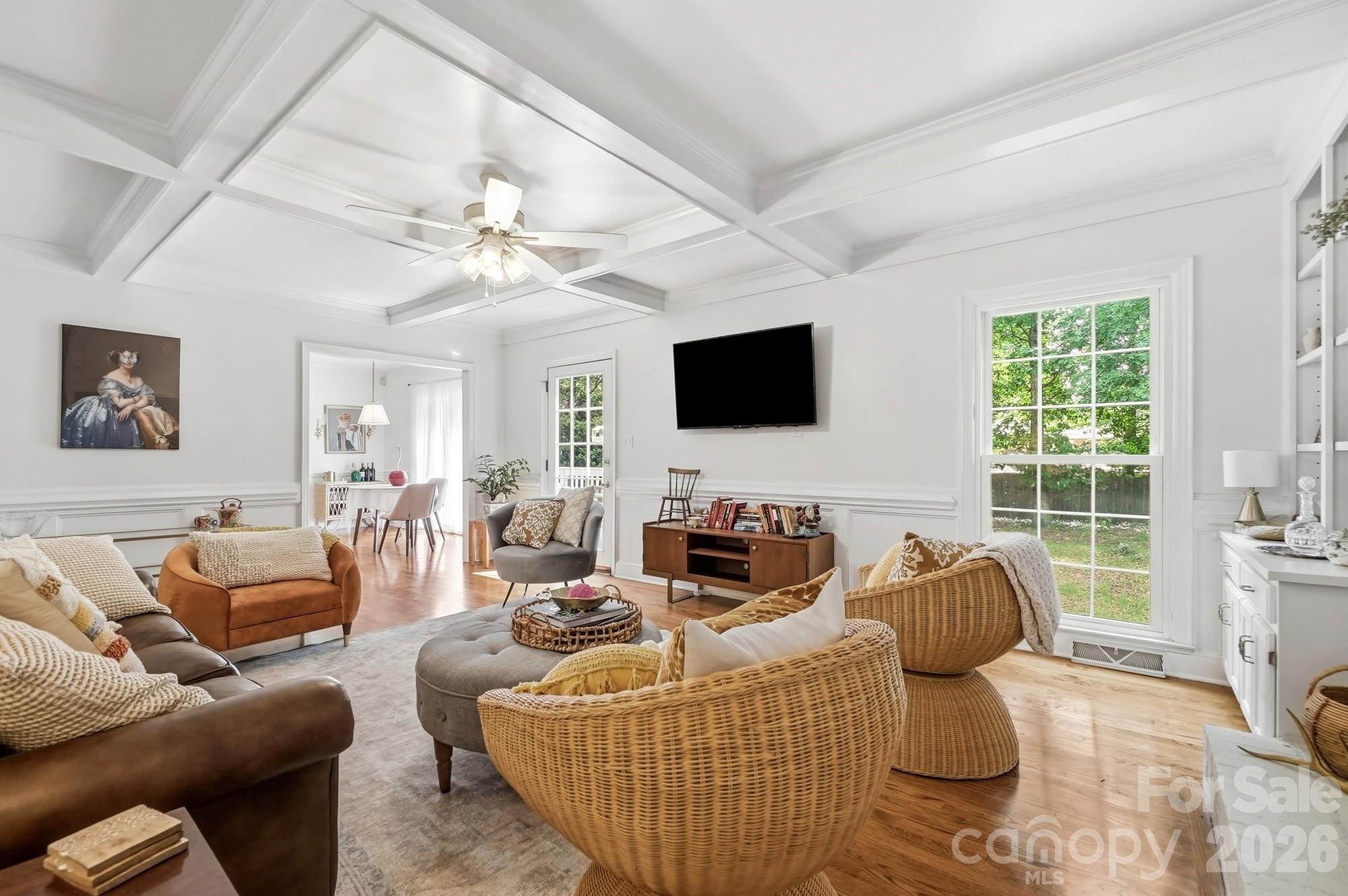 10129 Hanover Glen Road — Charlotte