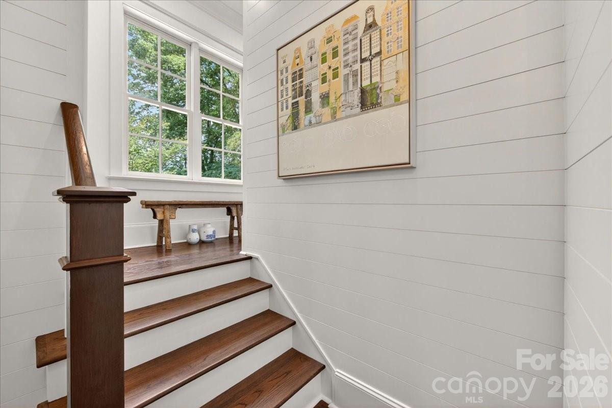 748 Ellsworth Road — Charlotte