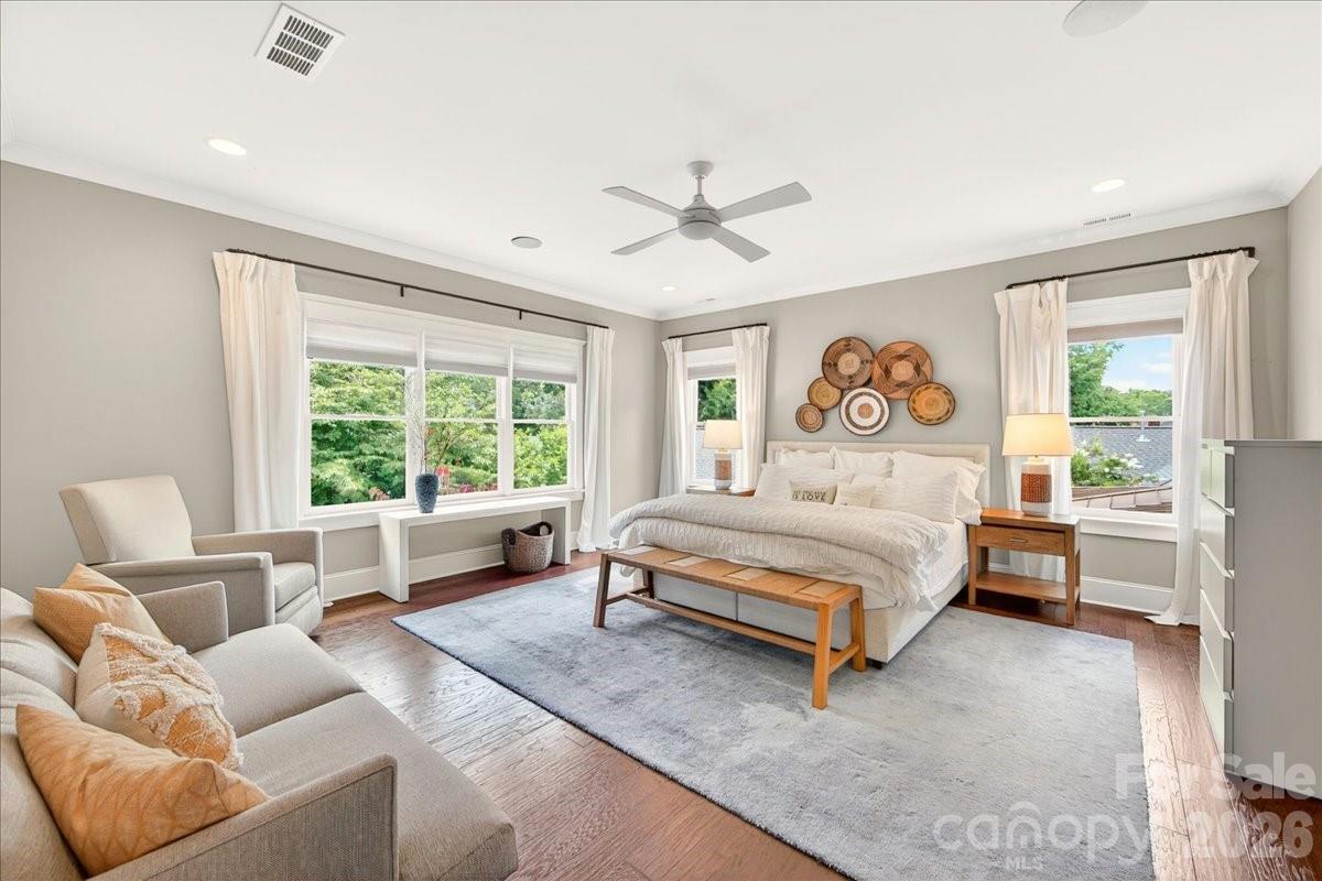 748 Ellsworth Road — Charlotte