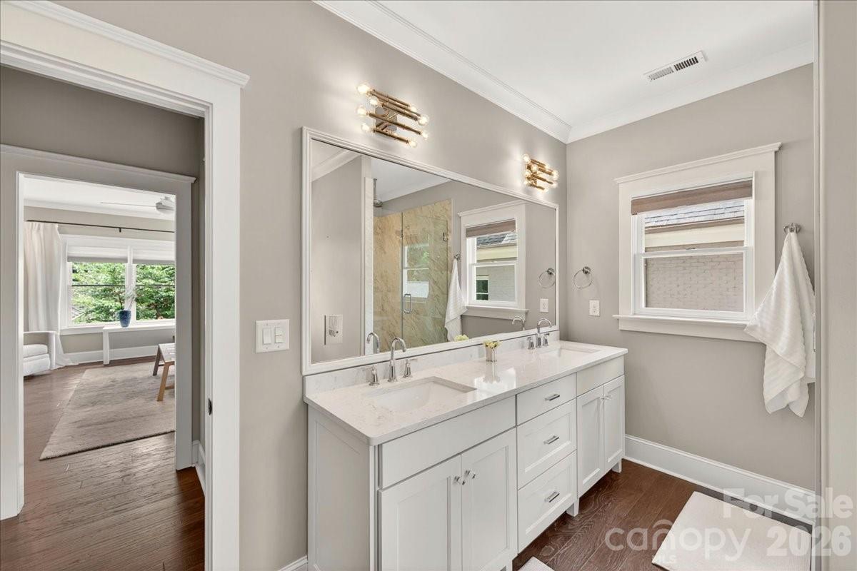 748 Ellsworth Road — Charlotte
