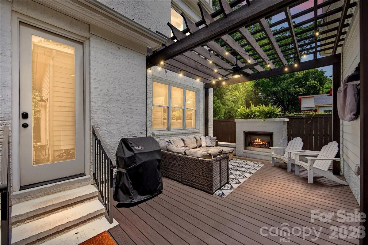 748 Ellsworth Road — Charlotte