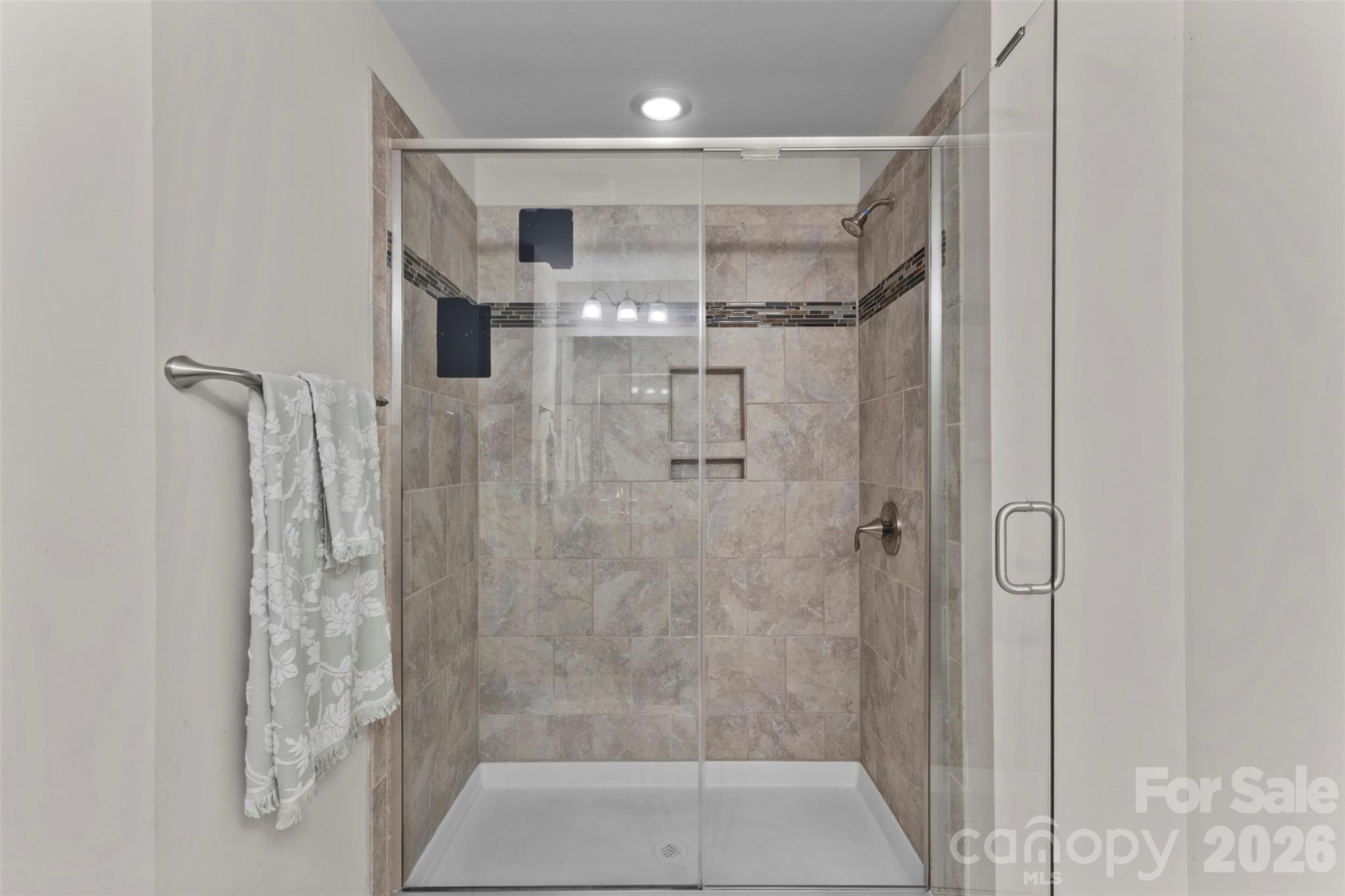 8224 Kalson Street — Huntersville