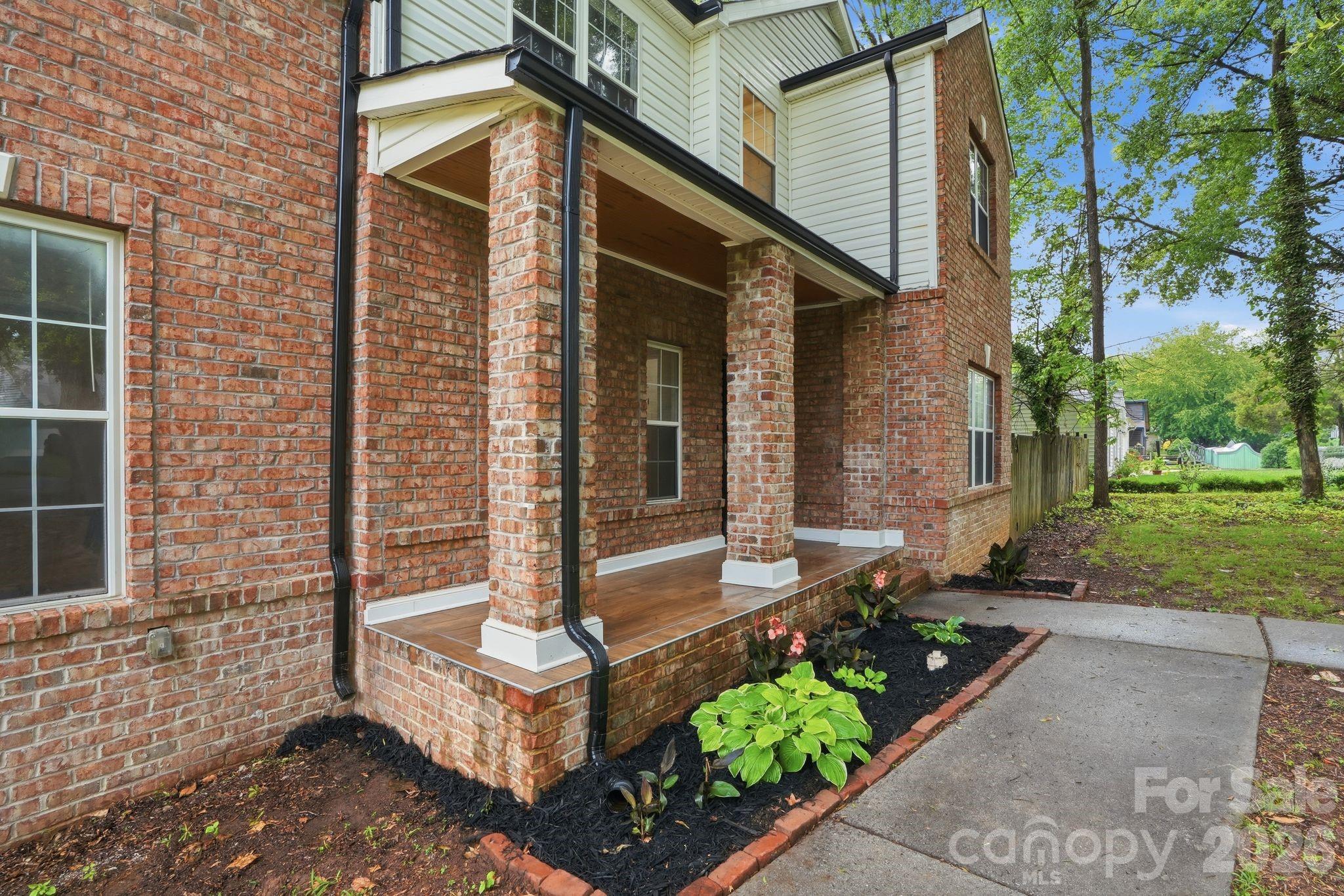 5846 Hanna Court — Charlotte