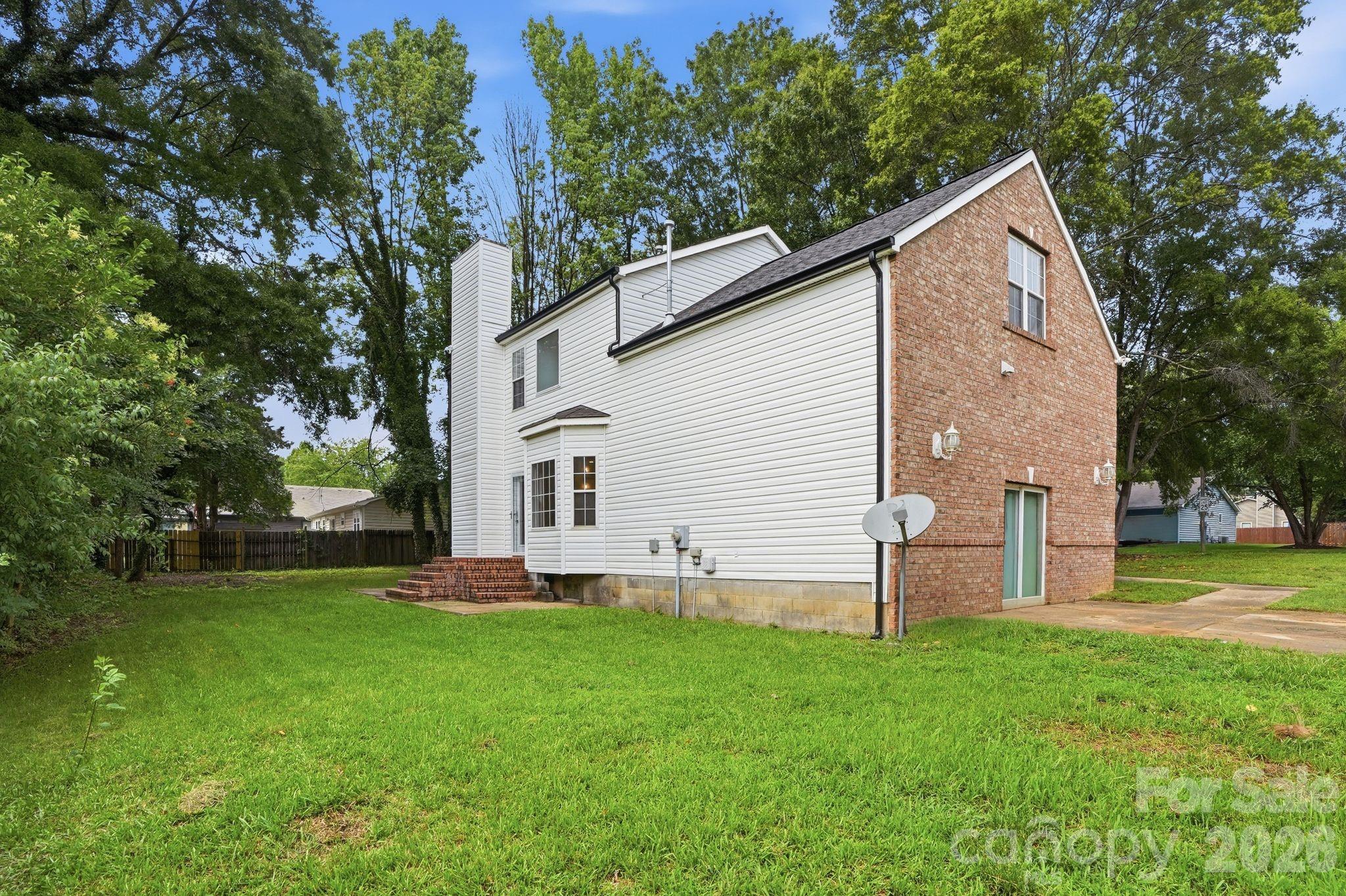 5846 Hanna Court — Charlotte