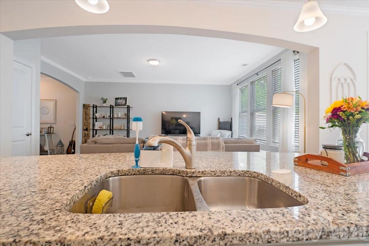 773 River Park Road — Belmont