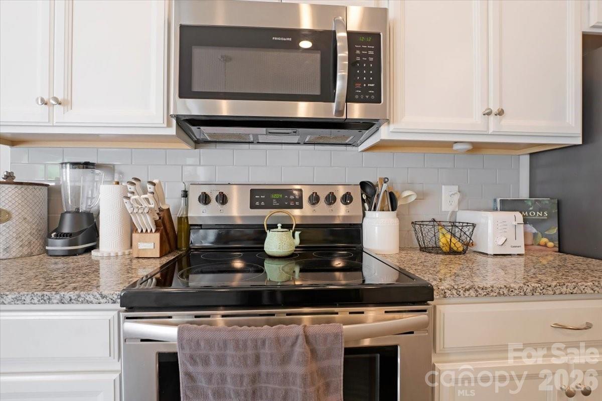 773 River Park Road — Belmont