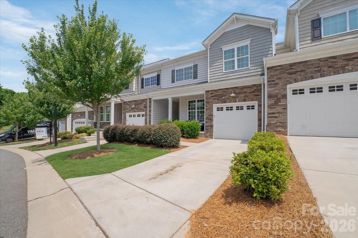 773 River Park Road — Belmont