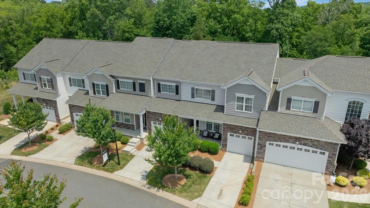 773 River Park Road — Belmont