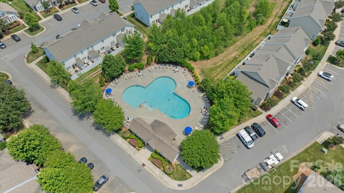 773 River Park Road — Belmont