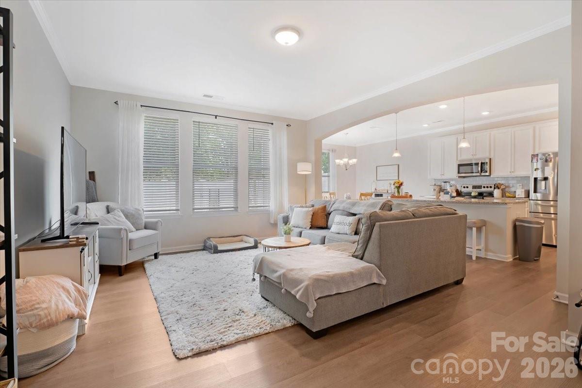 773 River Park Road — Belmont