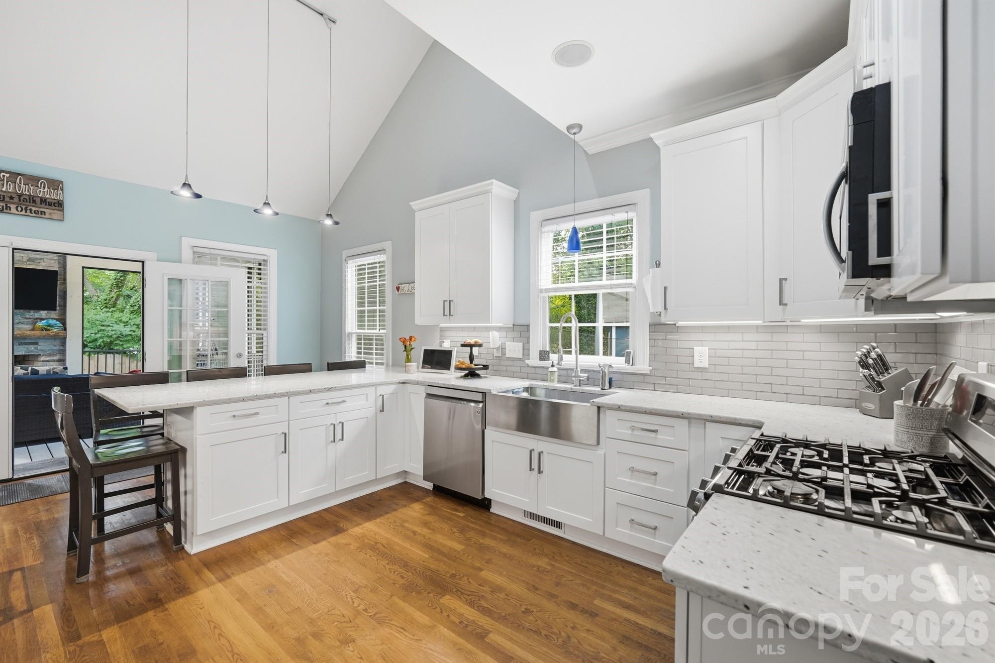 7702 Spanish Oaks Drive — Waxhaw