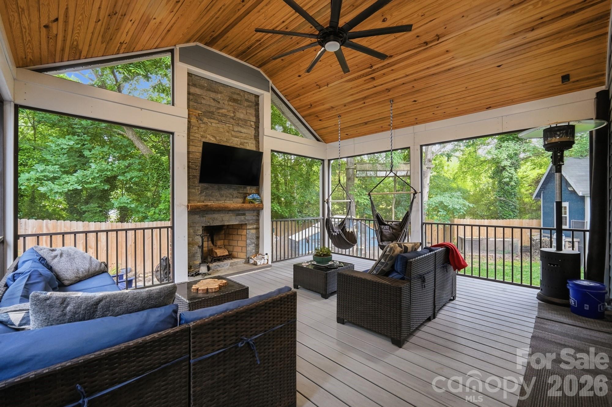 7702 Spanish Oaks Drive — Waxhaw