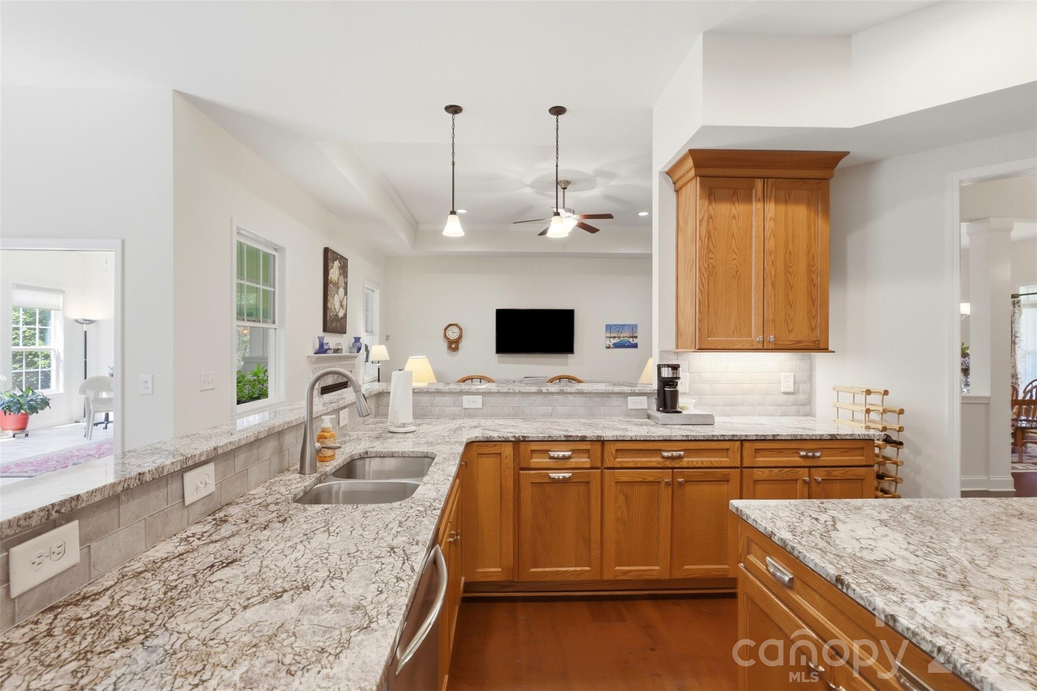 2006 Eagle Point Estate — Lancaster