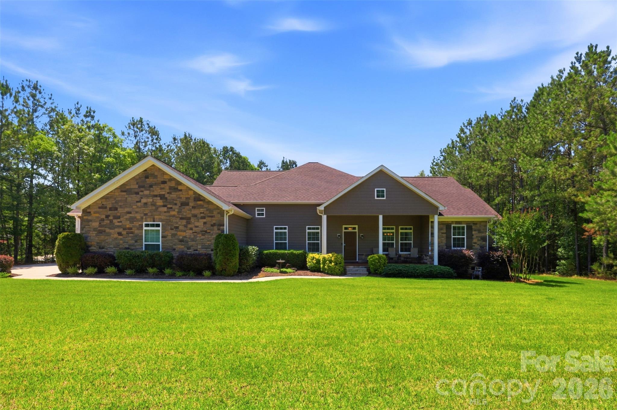 2006 Eagle Point Estate — Lancaster