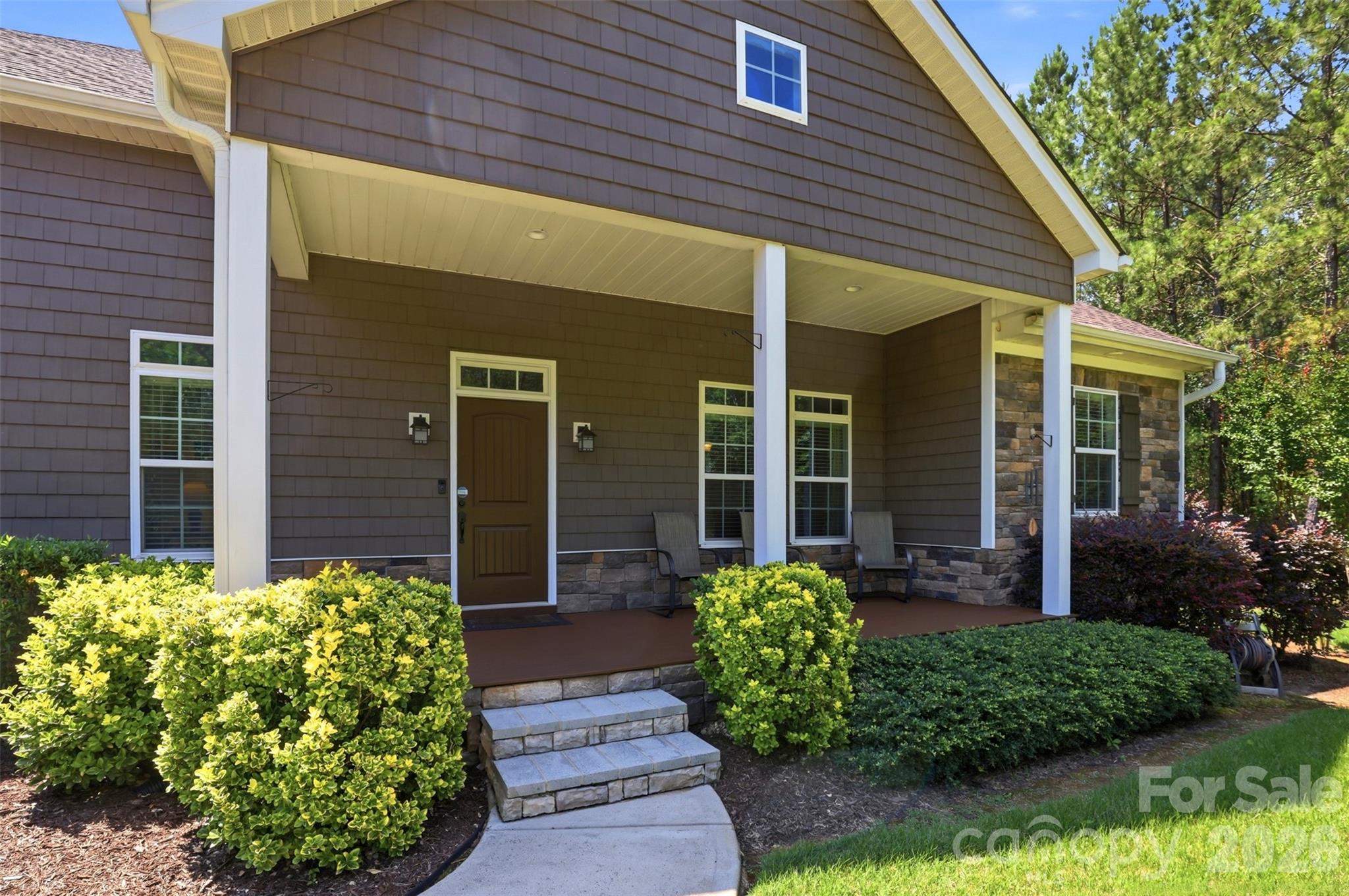 2006 Eagle Point Estate — Lancaster