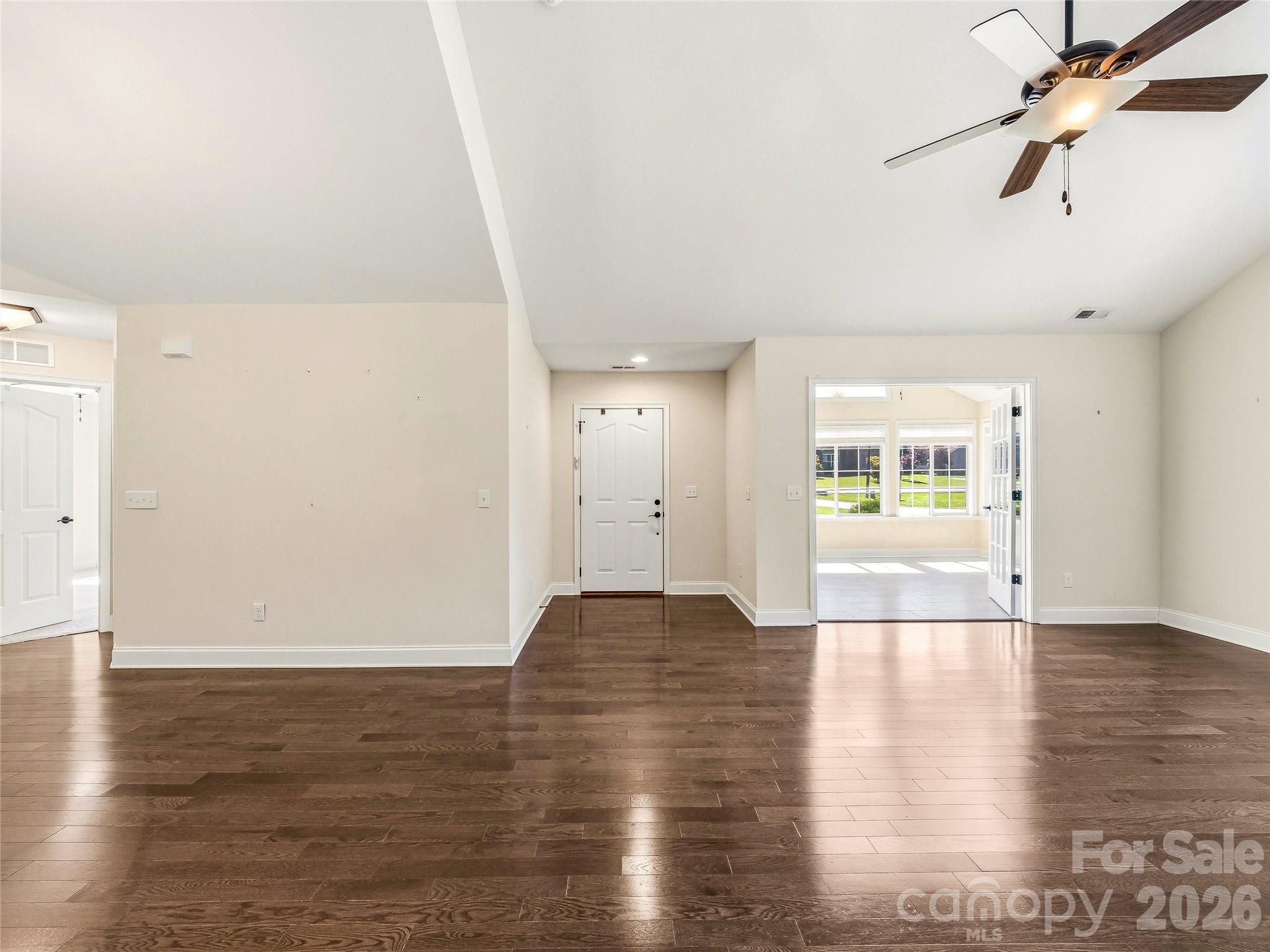426 Summerfield Place — Flat Rock