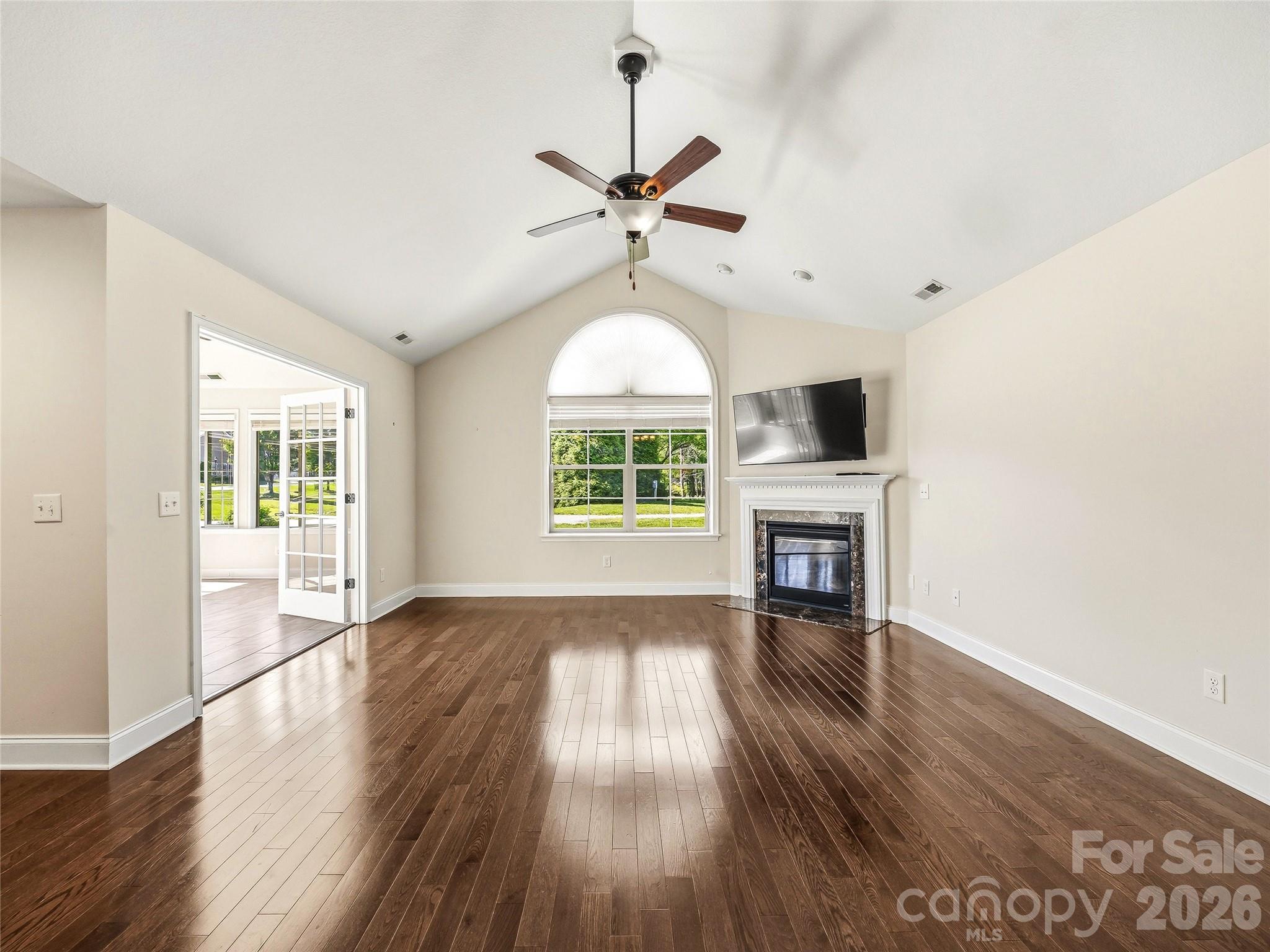 426 Summerfield Place — Flat Rock