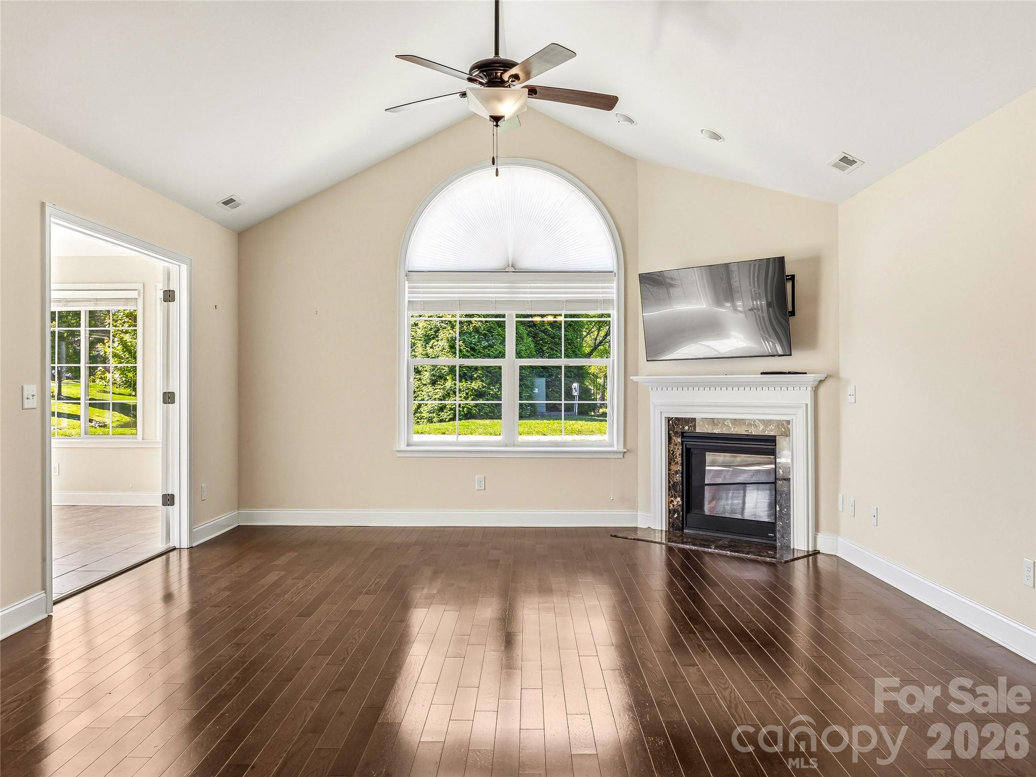 426 Summerfield Place — Flat Rock