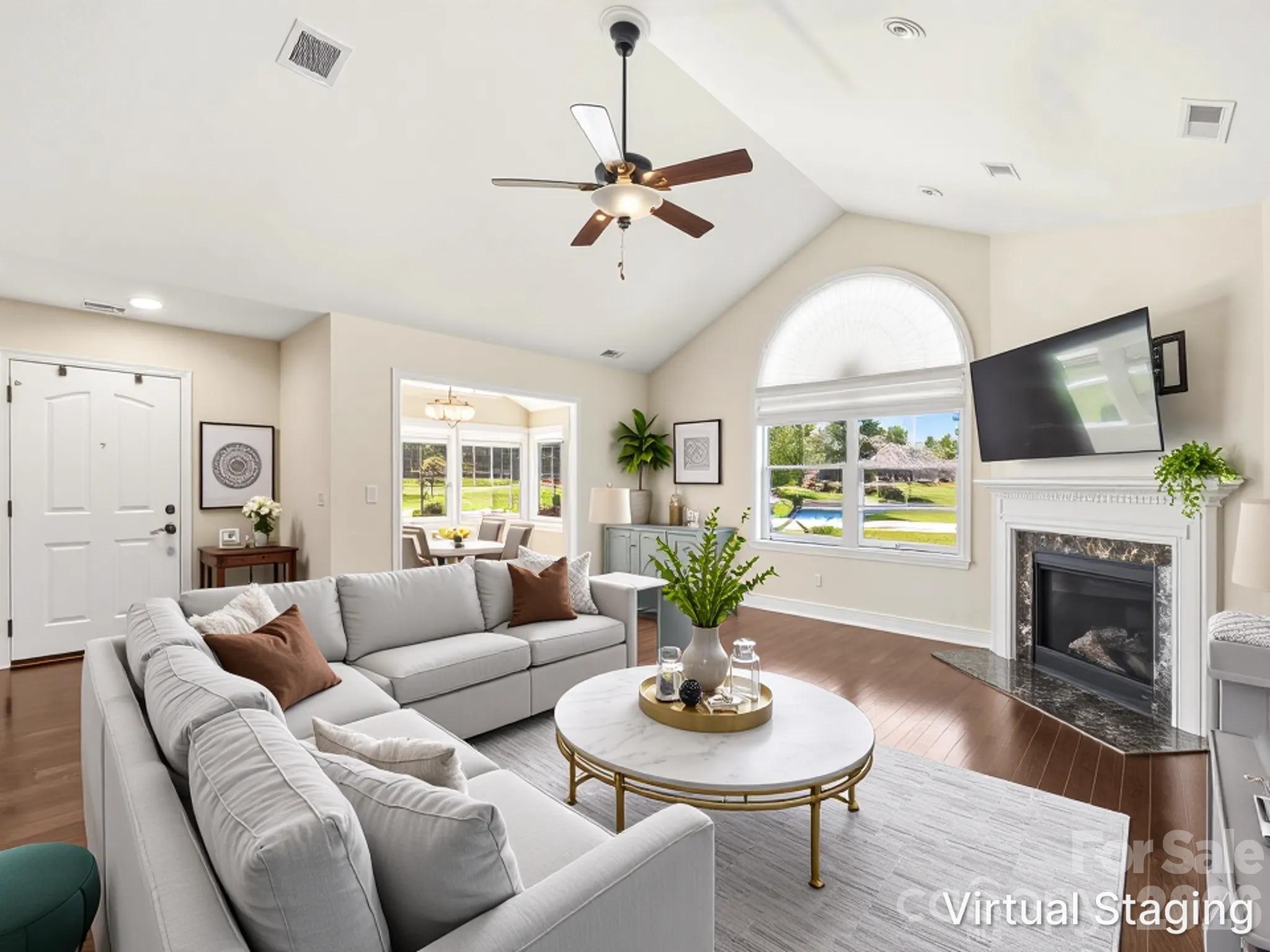 426 Summerfield Place — Flat Rock
