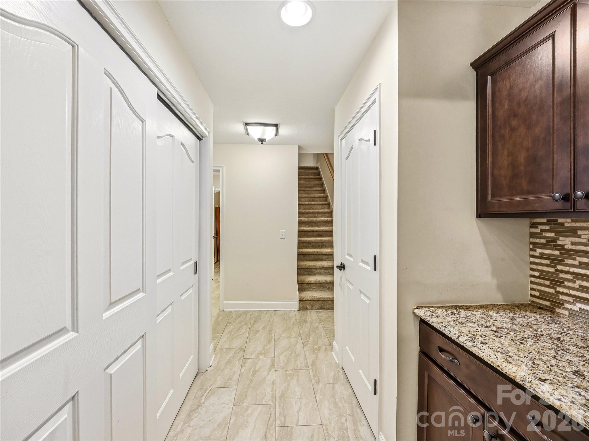 426 Summerfield Place — Flat Rock