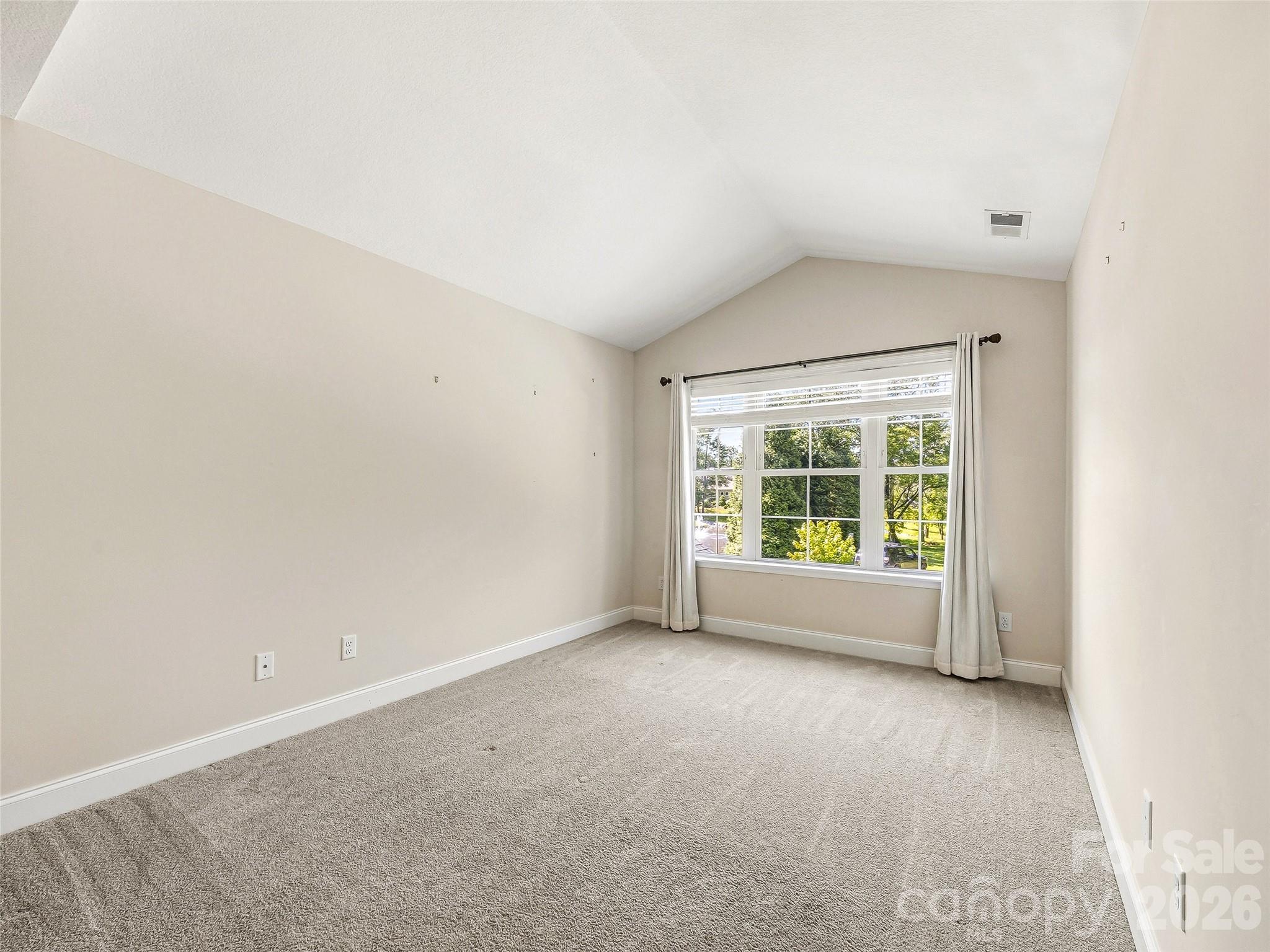 426 Summerfield Place — Flat Rock