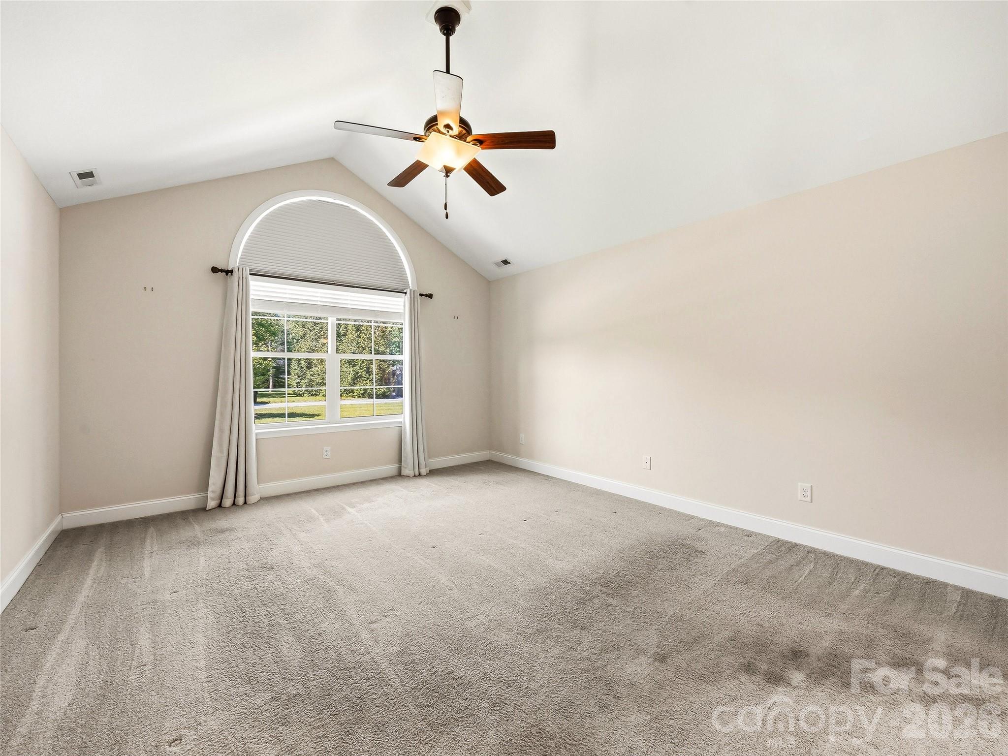 426 Summerfield Place — Flat Rock