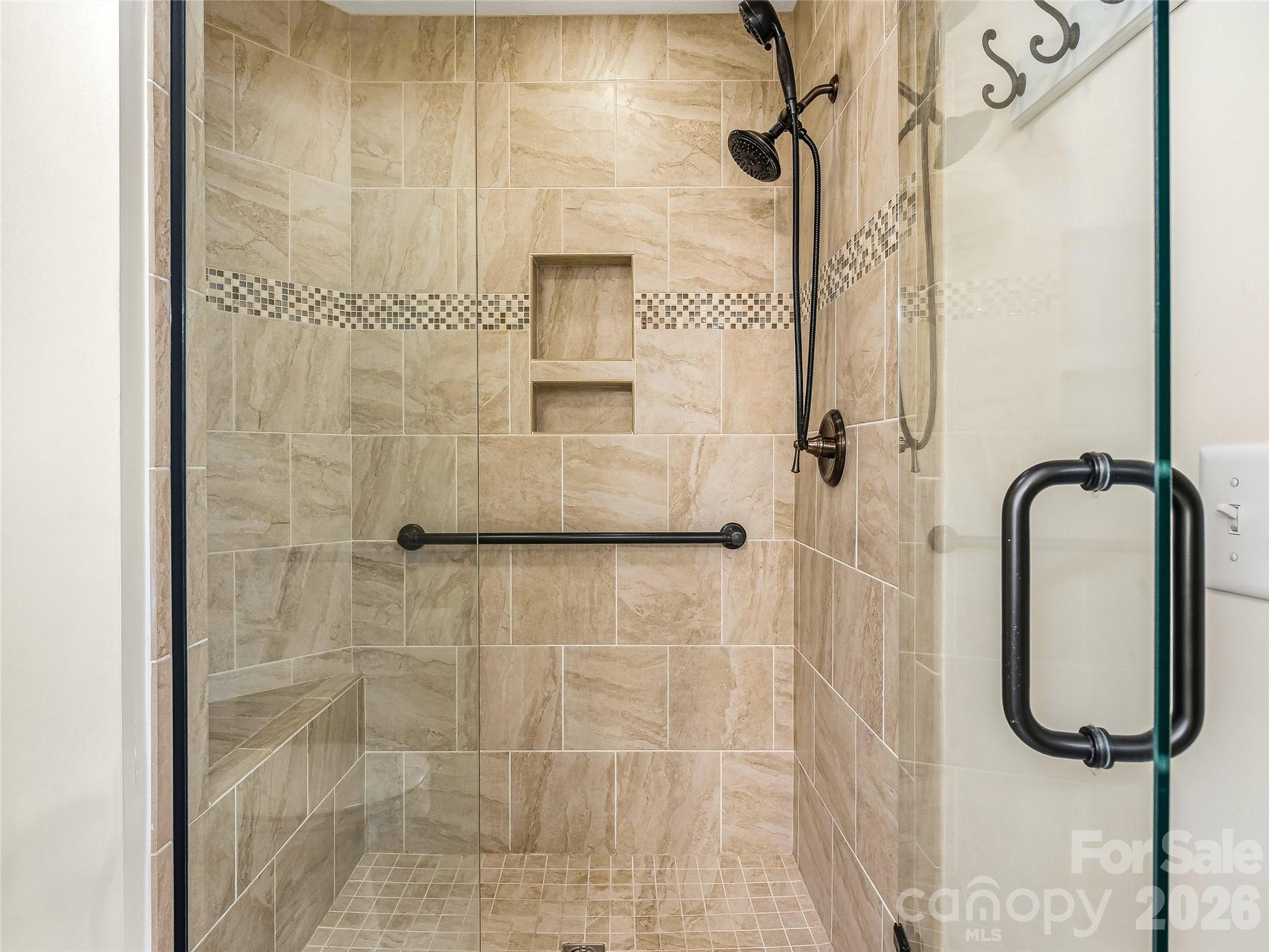 426 Summerfield Place — Flat Rock