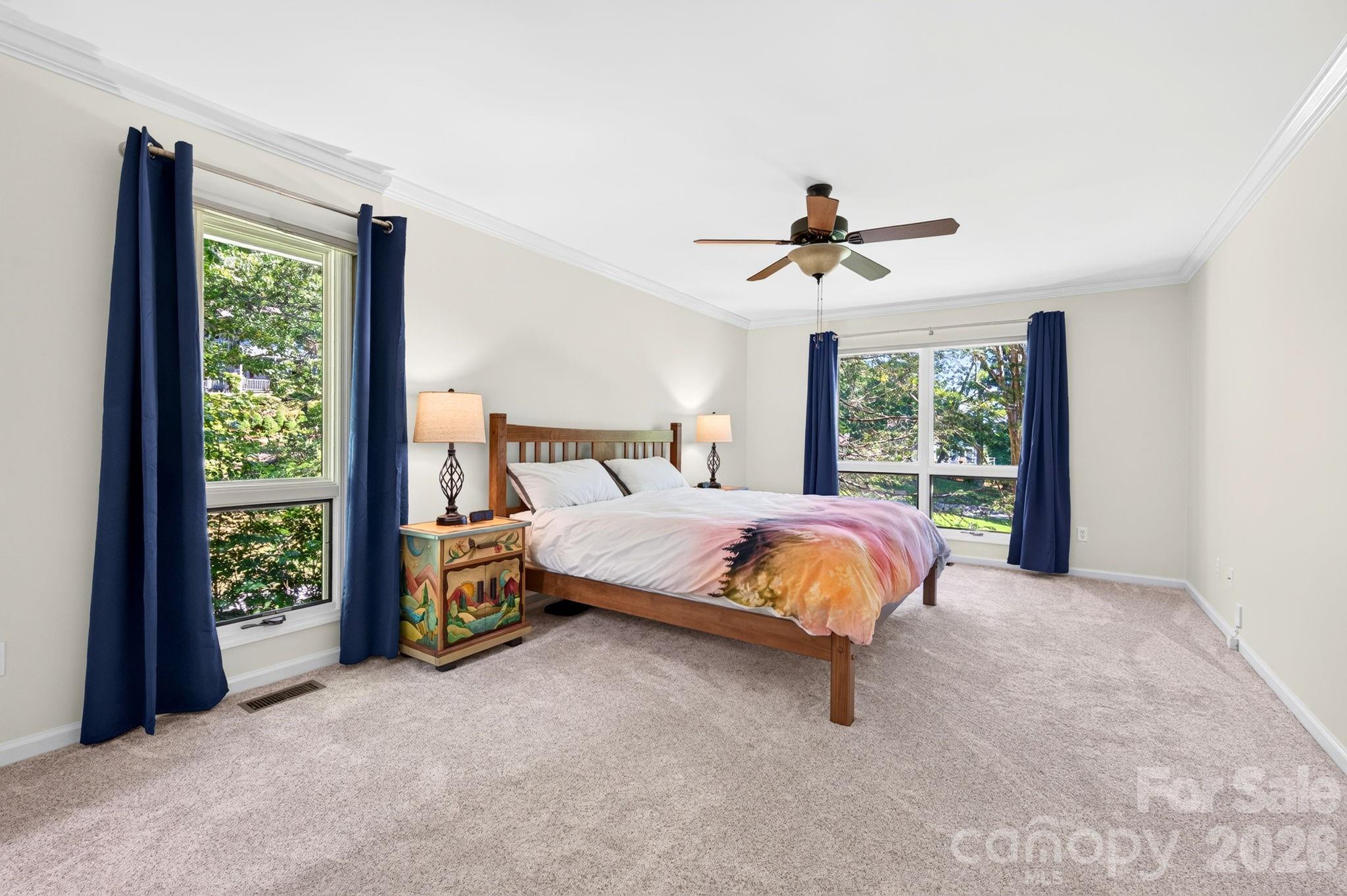168 Overlook Drive — Flat Rock