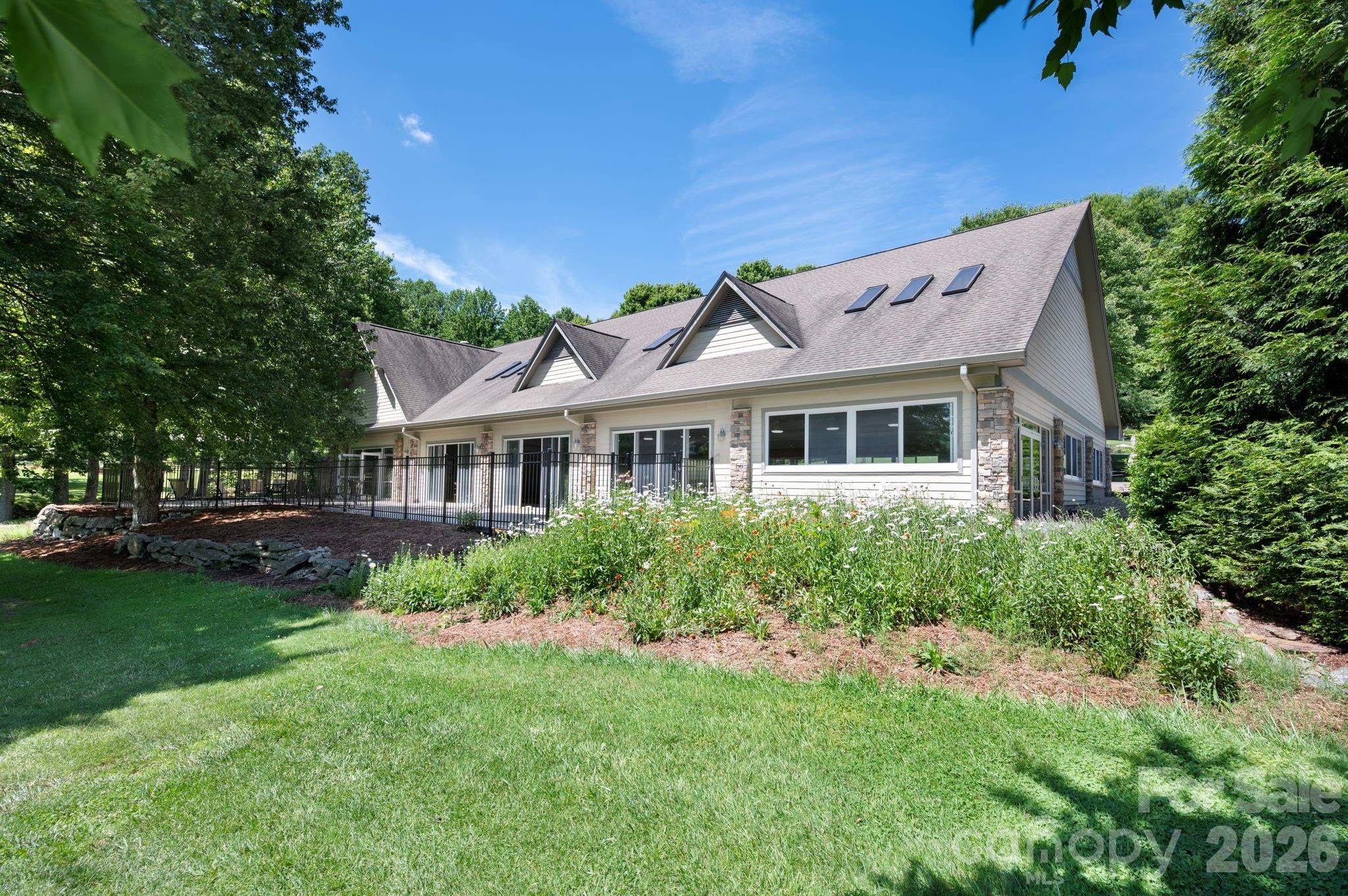 168 Overlook Drive — Flat Rock