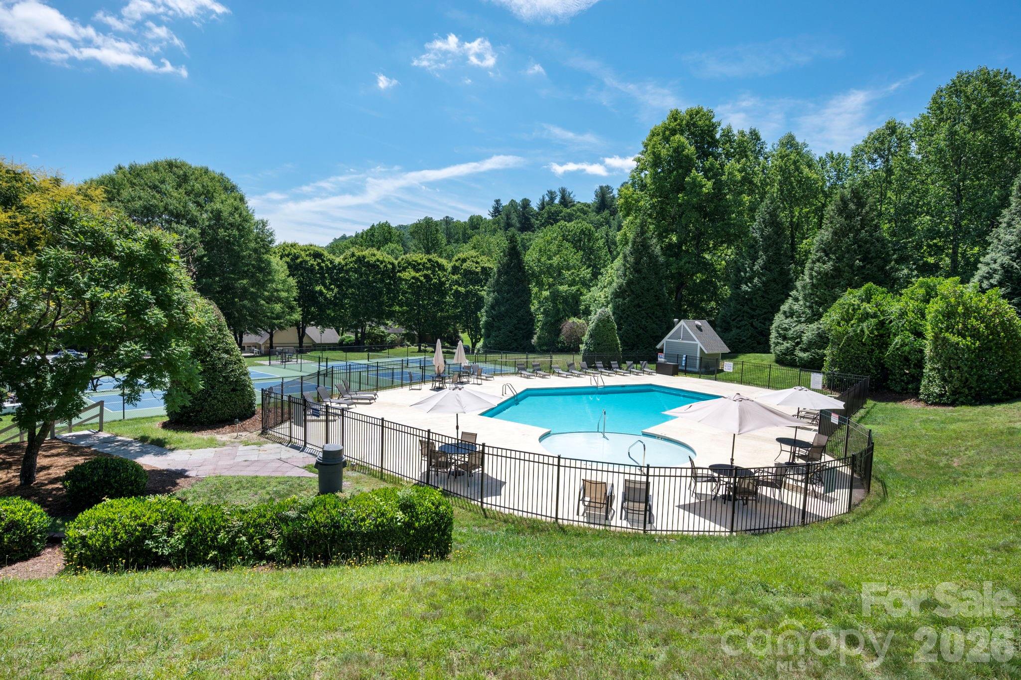 168 Overlook Drive — Flat Rock