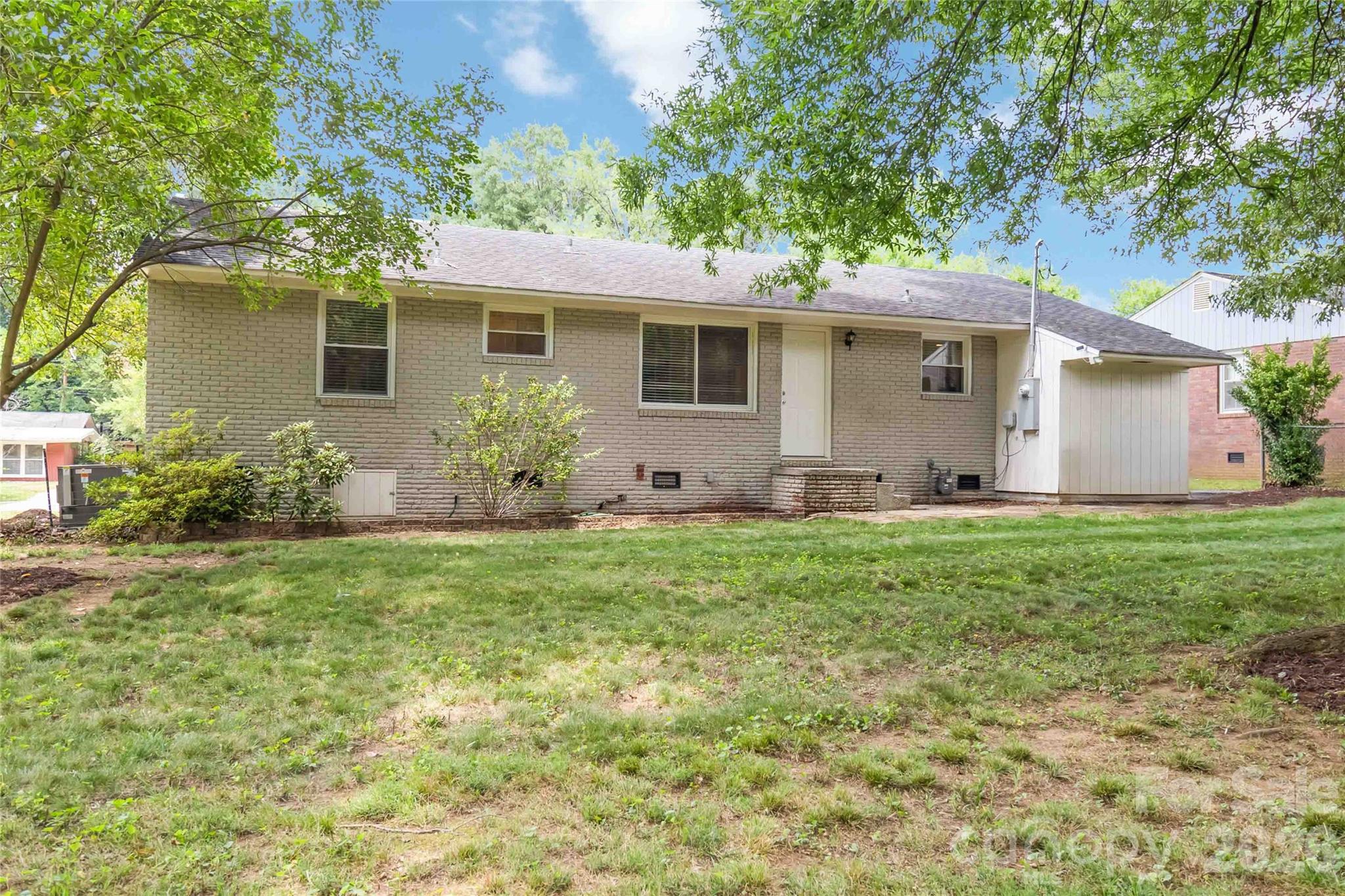 3526 Stonehaven Drive — Charlotte