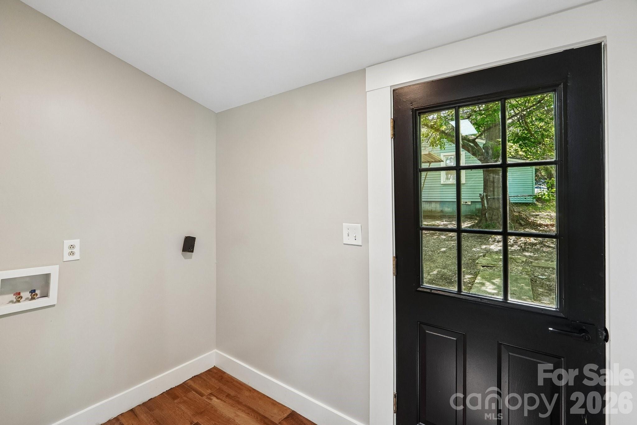 701 N Scruggs Street — Gastonia