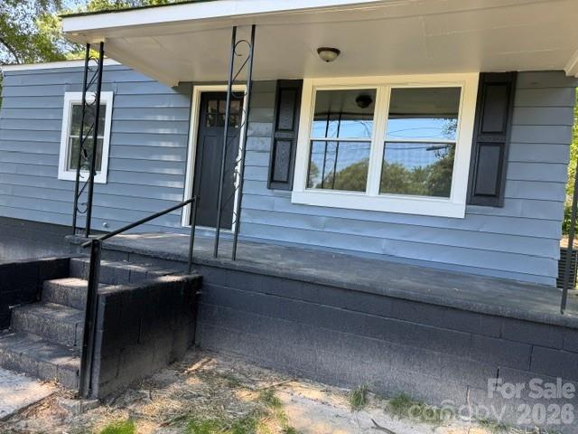 701 N Scruggs Street — Gastonia
